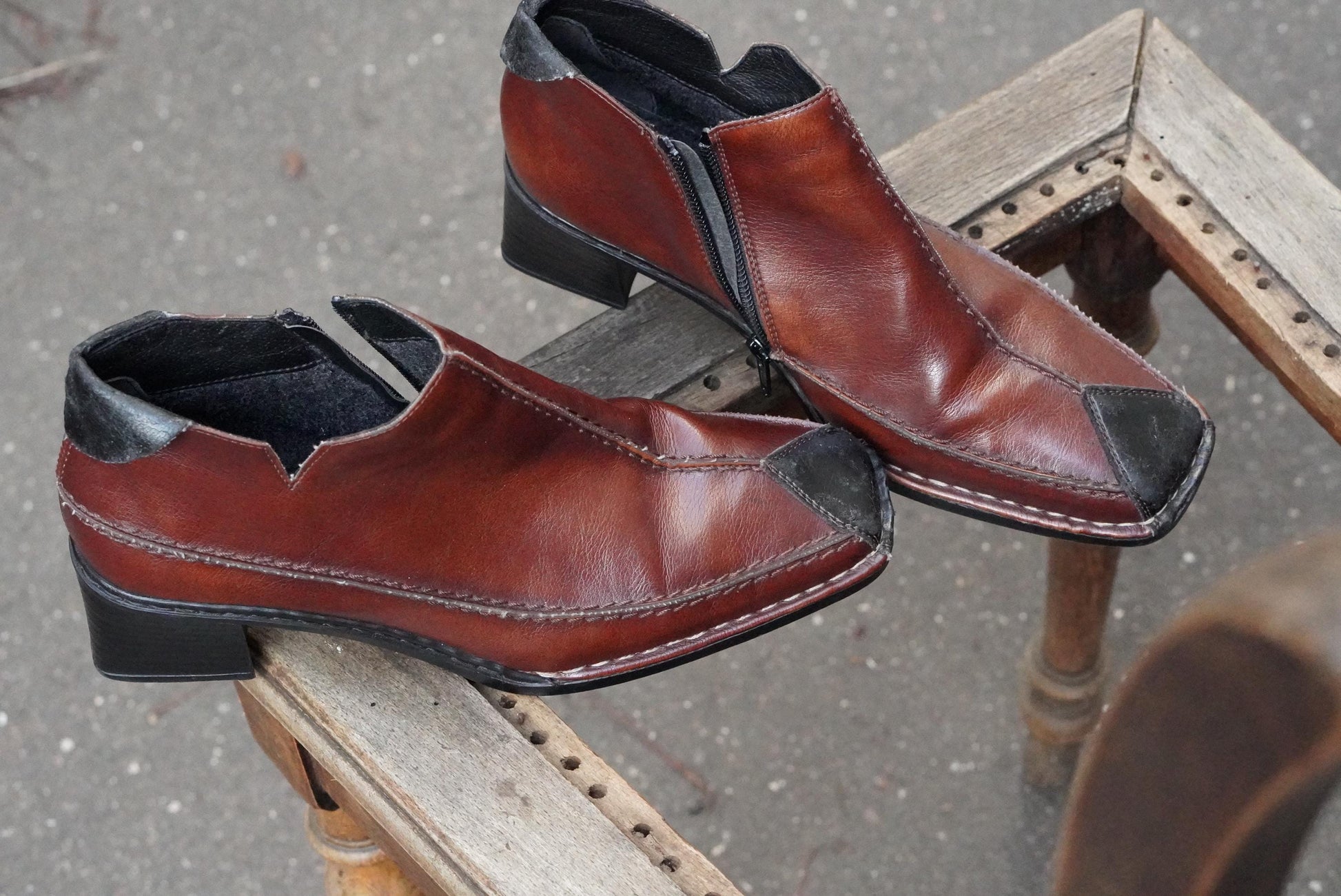 Vintage Rieker Brown Leather Ankle Boots Square Toe Block Heel 90s Minimalist