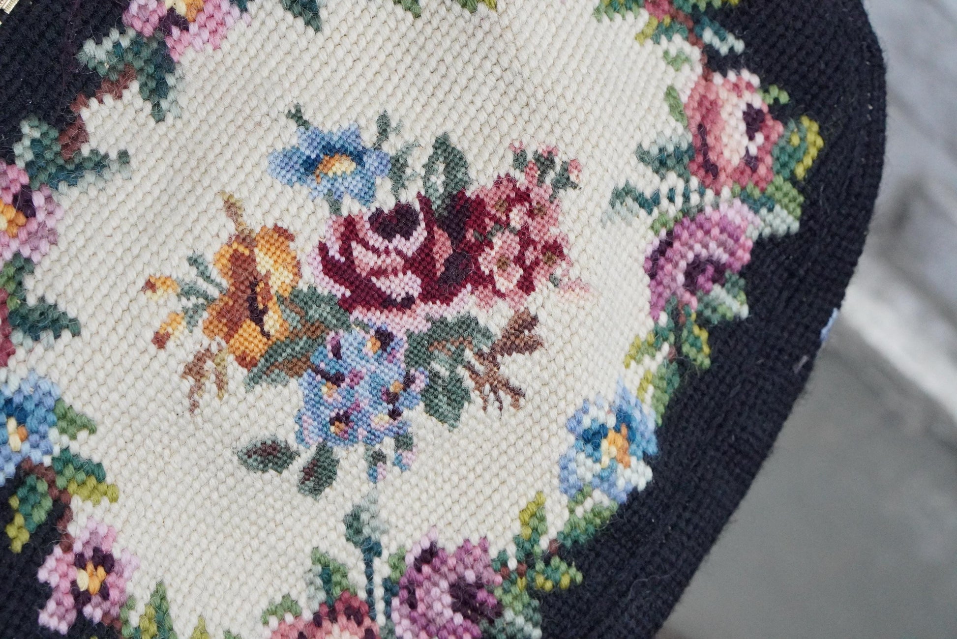 Vintage Needlepoint Handbag Floral Petit Point Purse Gold Tone Frame 1950s Evening