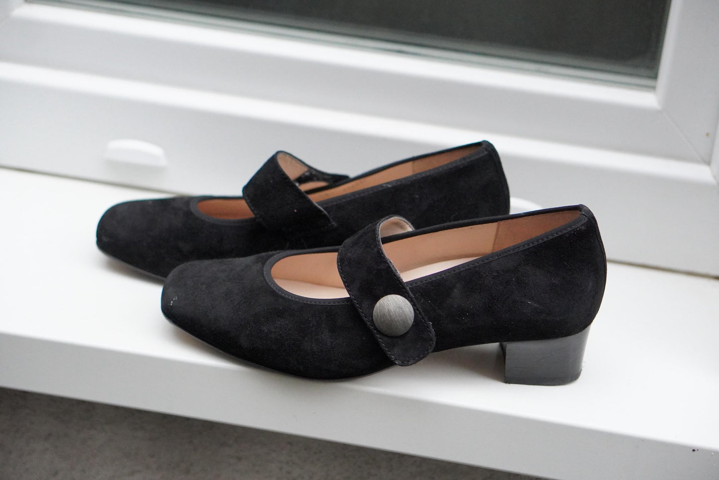 Black Suede Mary Jane Pumps: Square Toe Block Heel Shoes (UK 6)
