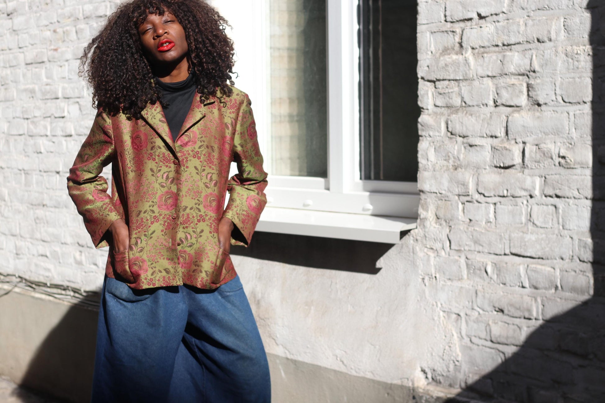 Handmade Vintage Brocade Blazer Floral Cropped Jacket Structured Retro