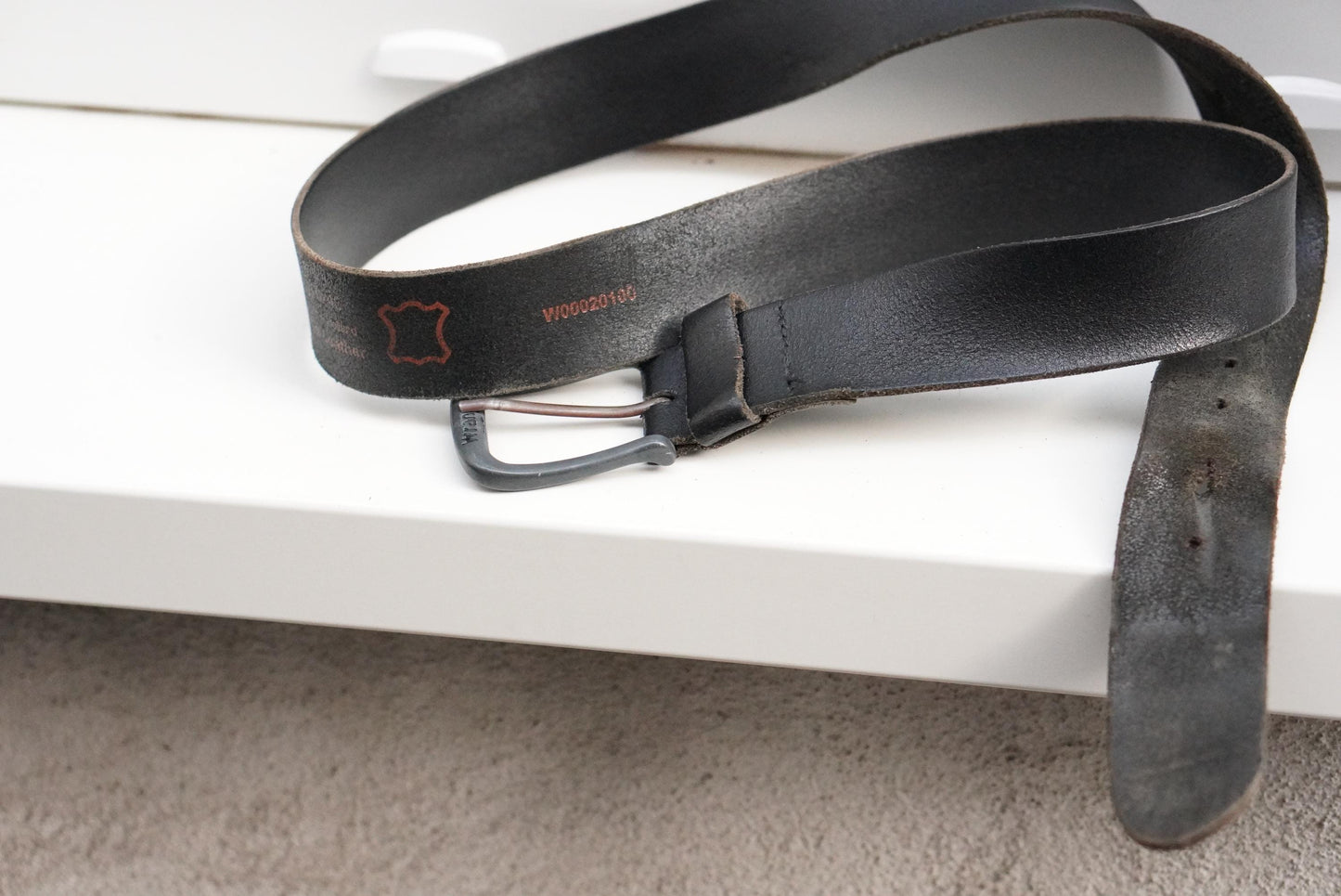 Vintage Wrangler Black Leather Belt with Gunmetal Buckle