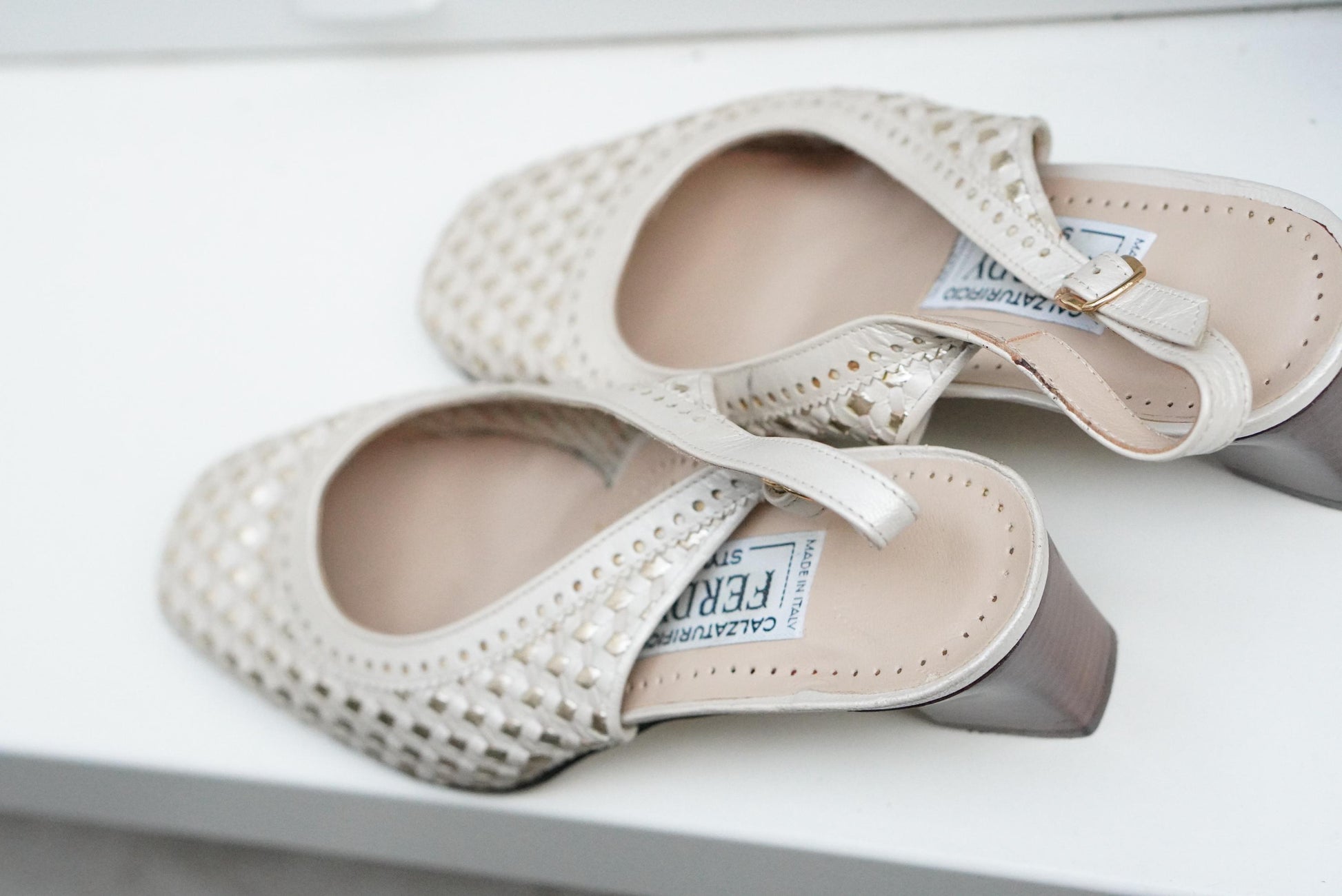 Vintage Italian Leather Slingback Shoes Cream Gold Woven Flats Square Toe Size 38.5