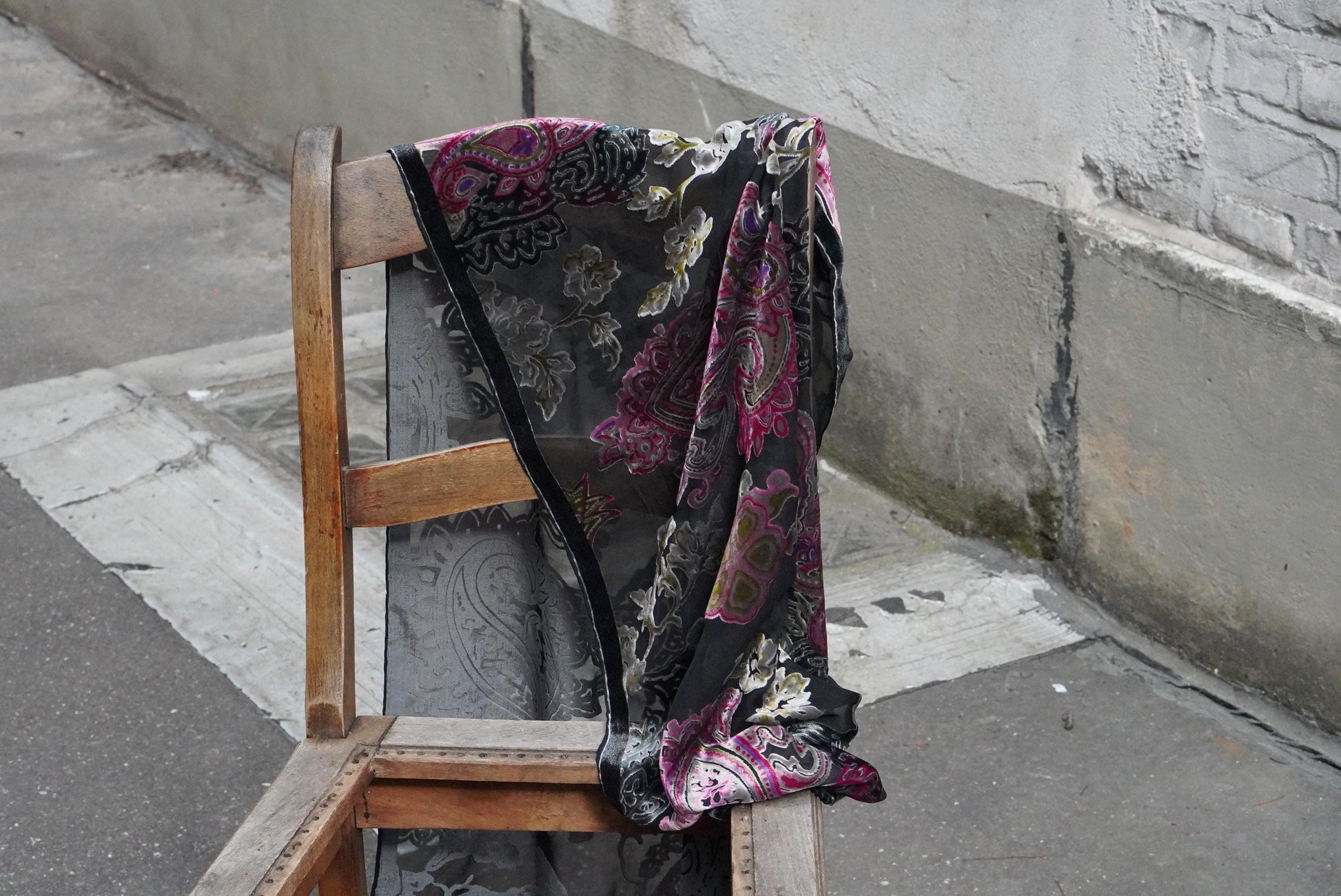 Vintage Devoré Velvet Scarf Silk Mix Paisley Shawl Magenta Black Sheer Wrap Boho