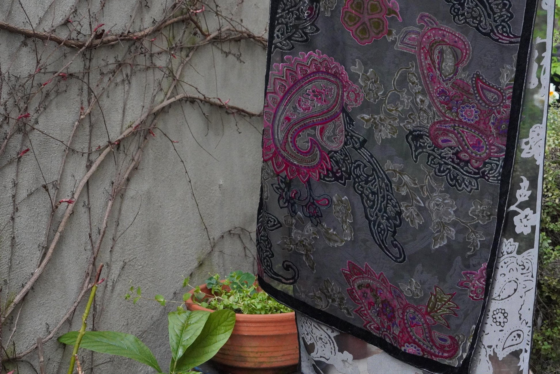 Vintage Devoré Velvet Scarf Silk Mix Paisley Shawl Magenta Black Sheer Wrap Boho