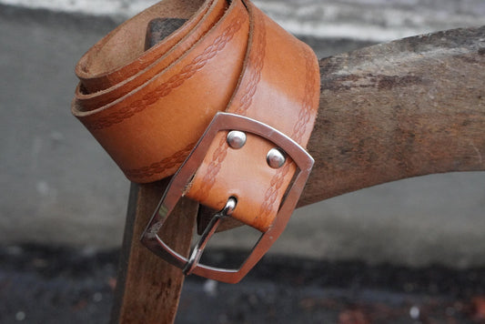 Vintage Leather Belt Hand Tooled Tan Boho 70s Western Waist Belt Silver Buckle