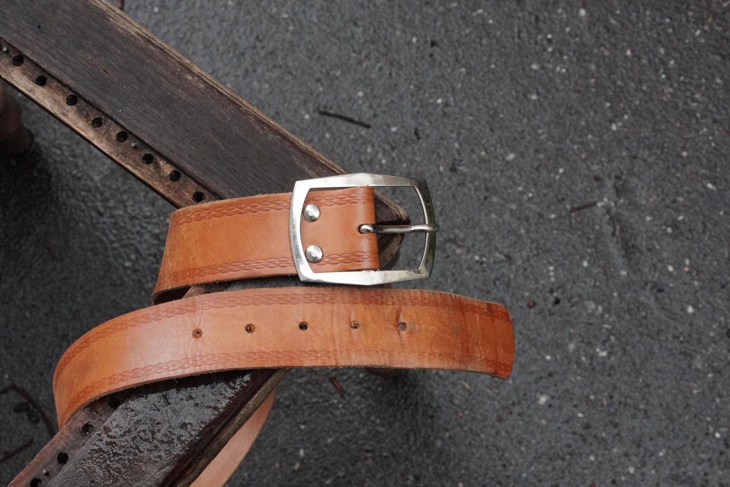 Vintage Leather Belt Hand Tooled Tan Boho 70s Western Waist Belt Silver Buckle