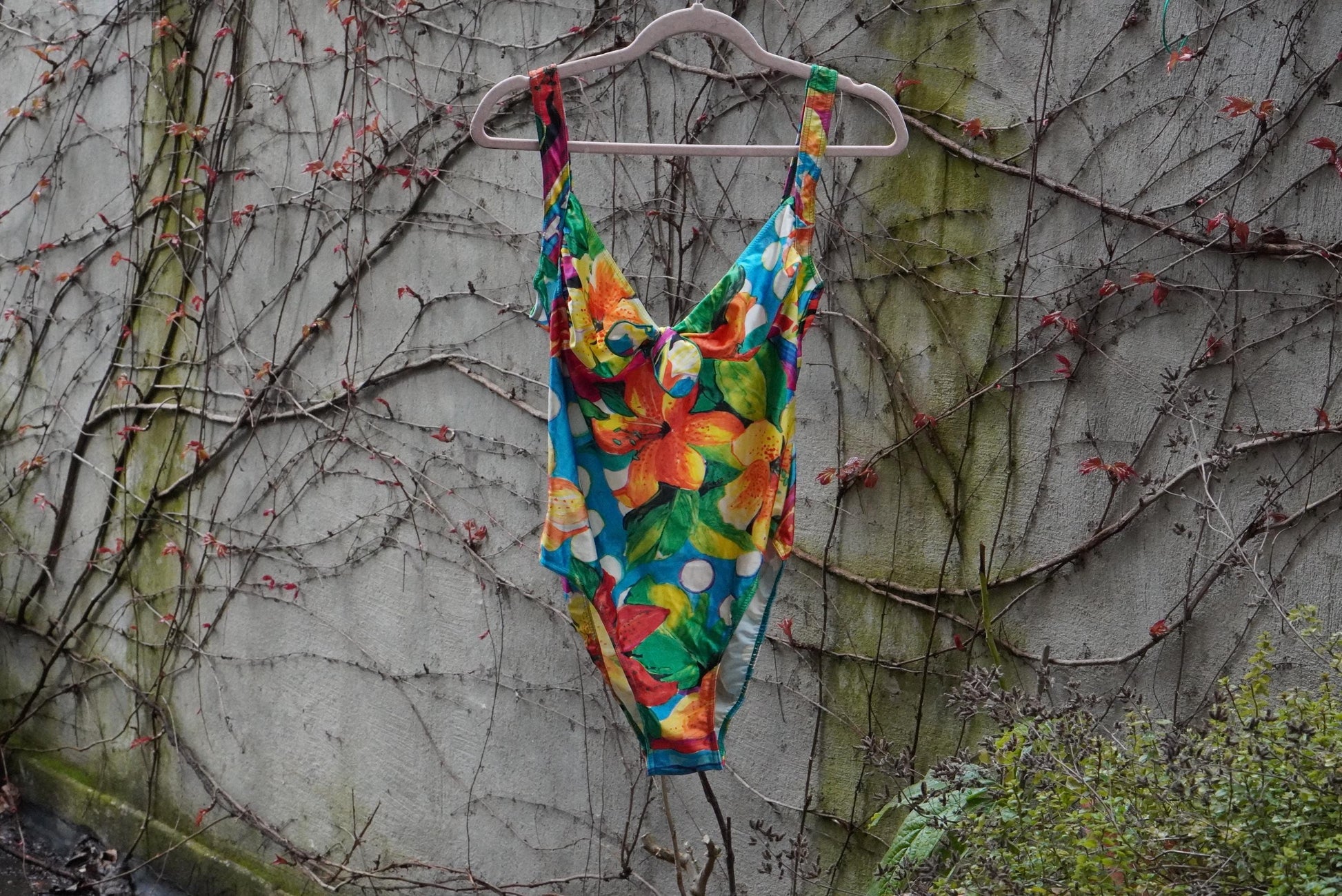 Vintage 90s Tropical Floral Swimsuit High Leg One Piece Germany Size 44 Cup B