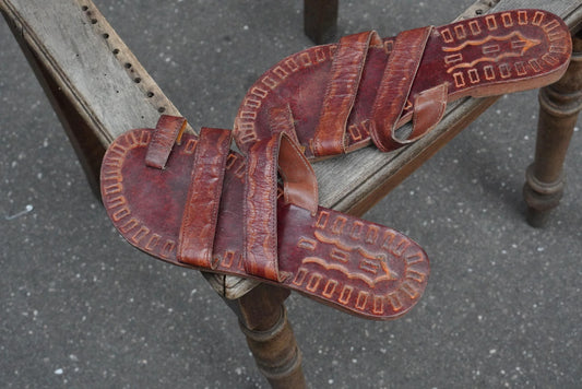 Vintage Leather Sandals Brown Handmade Slides Toe Loop Strappy Bohemian Ethic 7 8