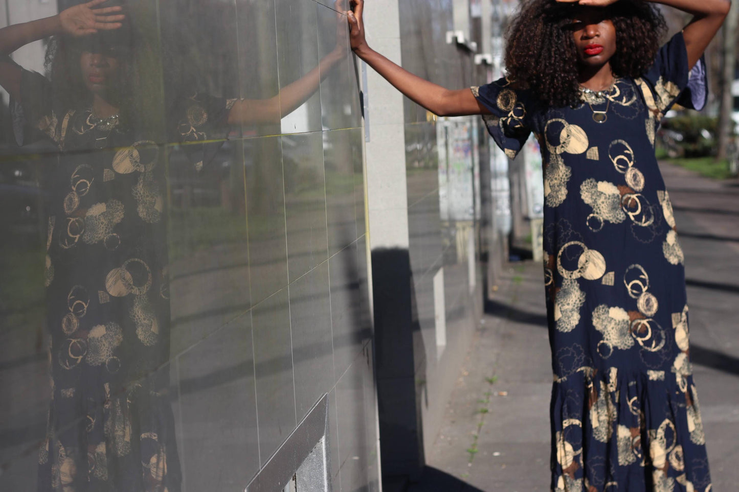 Vintage Navy Abstract Print Maxi Dress Ruffle Hem Drop Waist Boho Art Deco Style