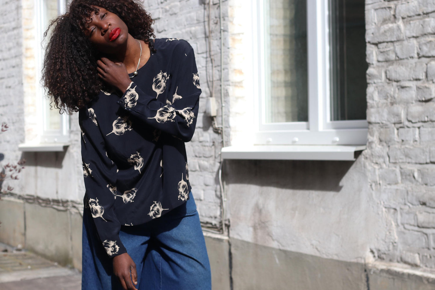 Vintage Silk Blouse with Floral Print| Long Sleeve Monochrome Minimalist Top M L