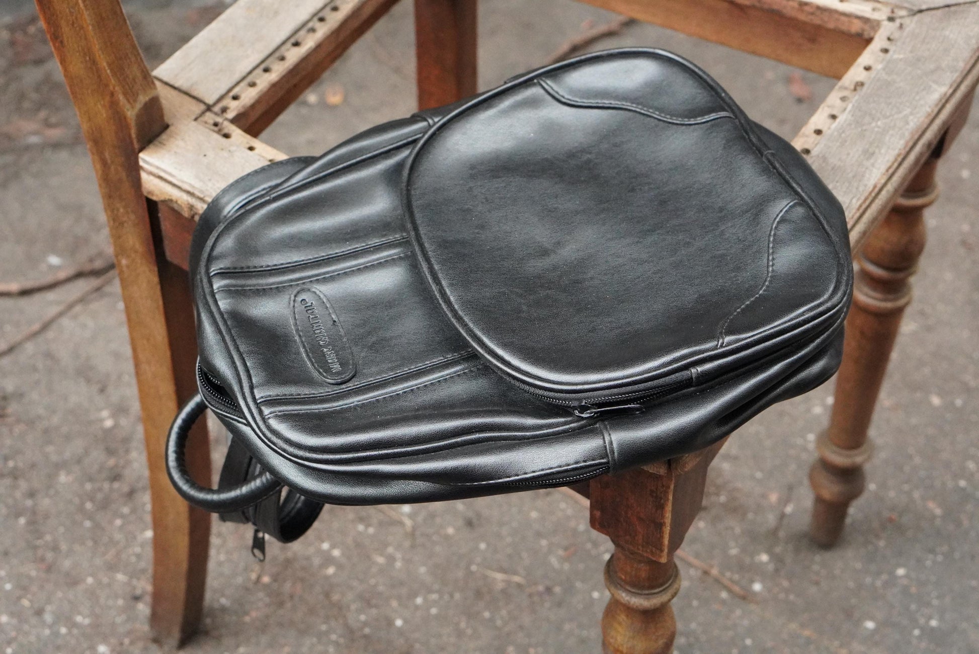 Vintage Leather-Look Mini Backpack: Chic Women's Daypack