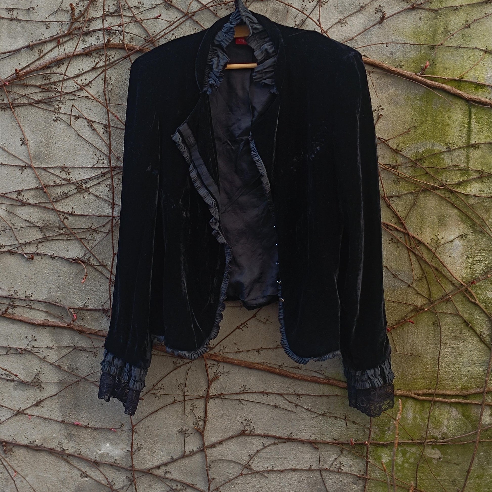 Vintage Silk Blend Velvet Blazer Black Gothic Victorian Ruffle Evening Jacket 38