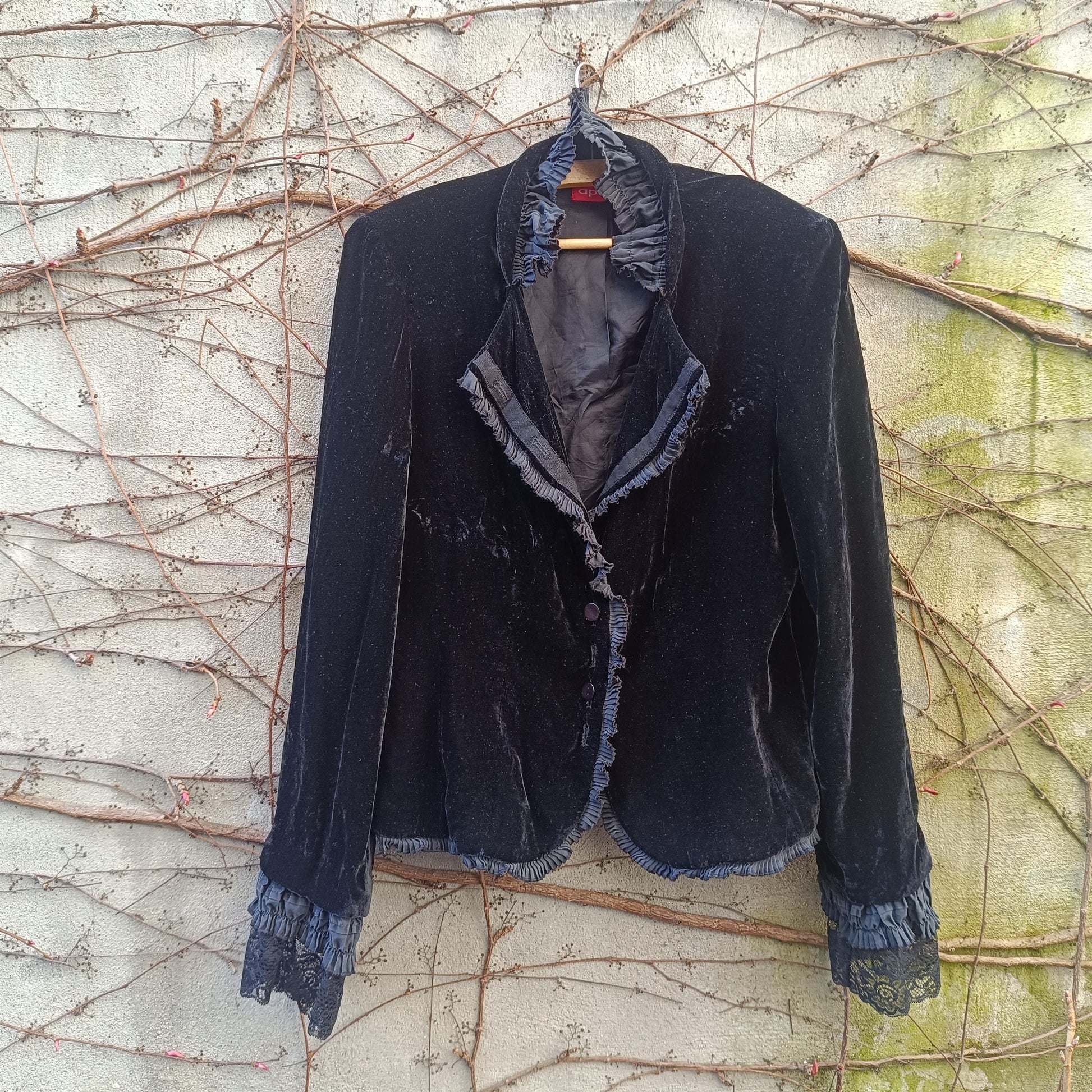 Vintage Silk Blend Velvet Blazer Black Gothic Victorian Ruffle Evening Jacket 38