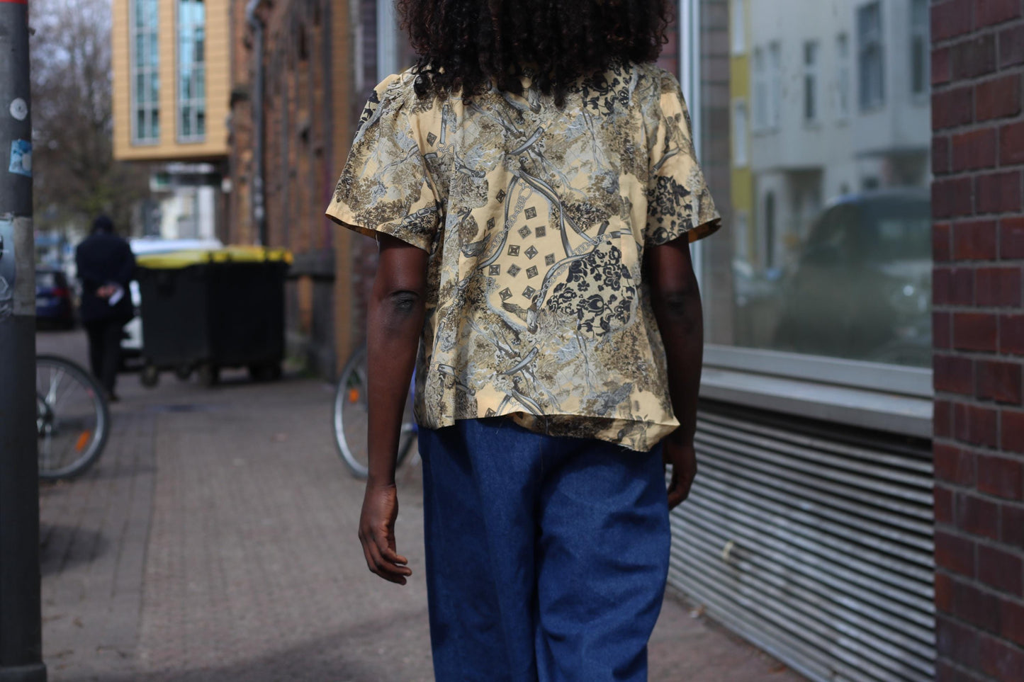 Vintage Scenic Print Blouse Yellow Square Silhouette Short Sleeve Button Up Top