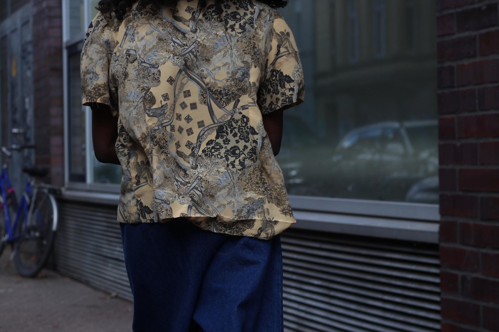 Vintage Scenic Print Blouse Yellow Square Silhouette Short Sleeve Button Up Top