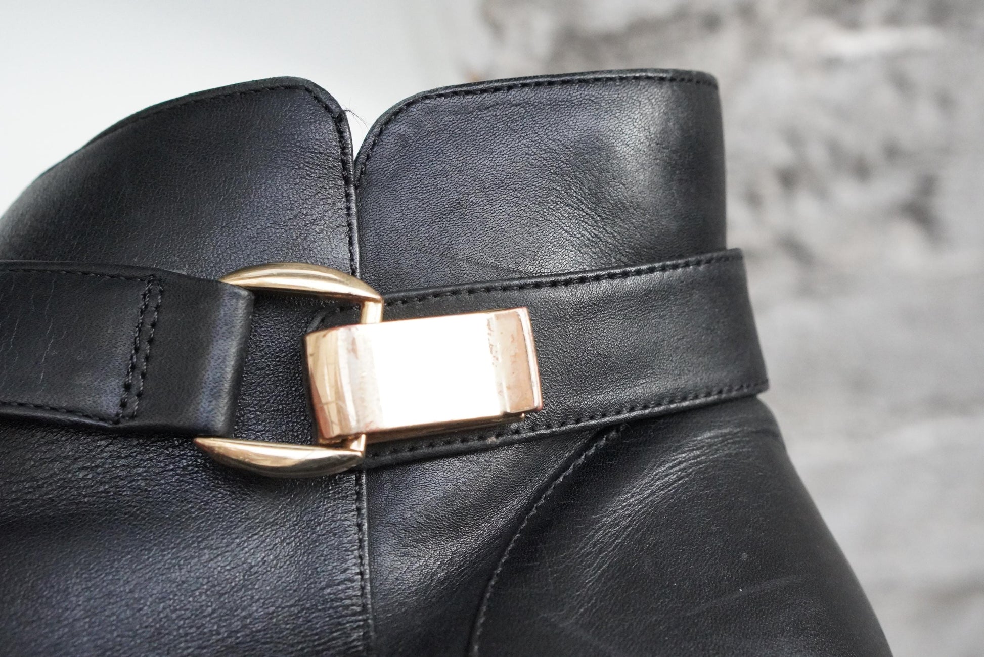 Vintage Buffalo London Black Leather Ankle Boots Buckle Detail Size 40 Minimalist