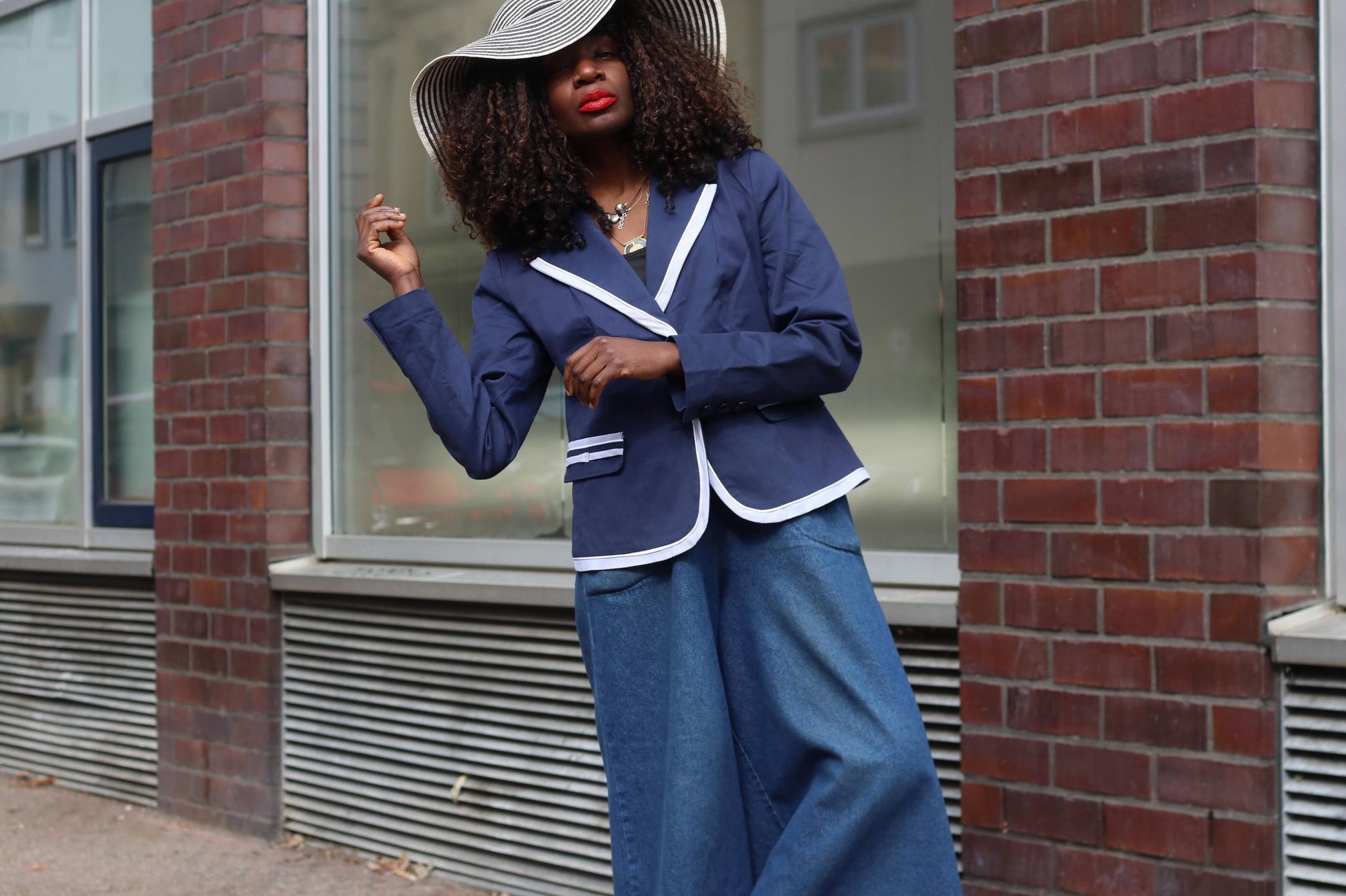 Vintage Navy Cotton Blazer Contrast Trim Tailored Jacket Minimal Chic