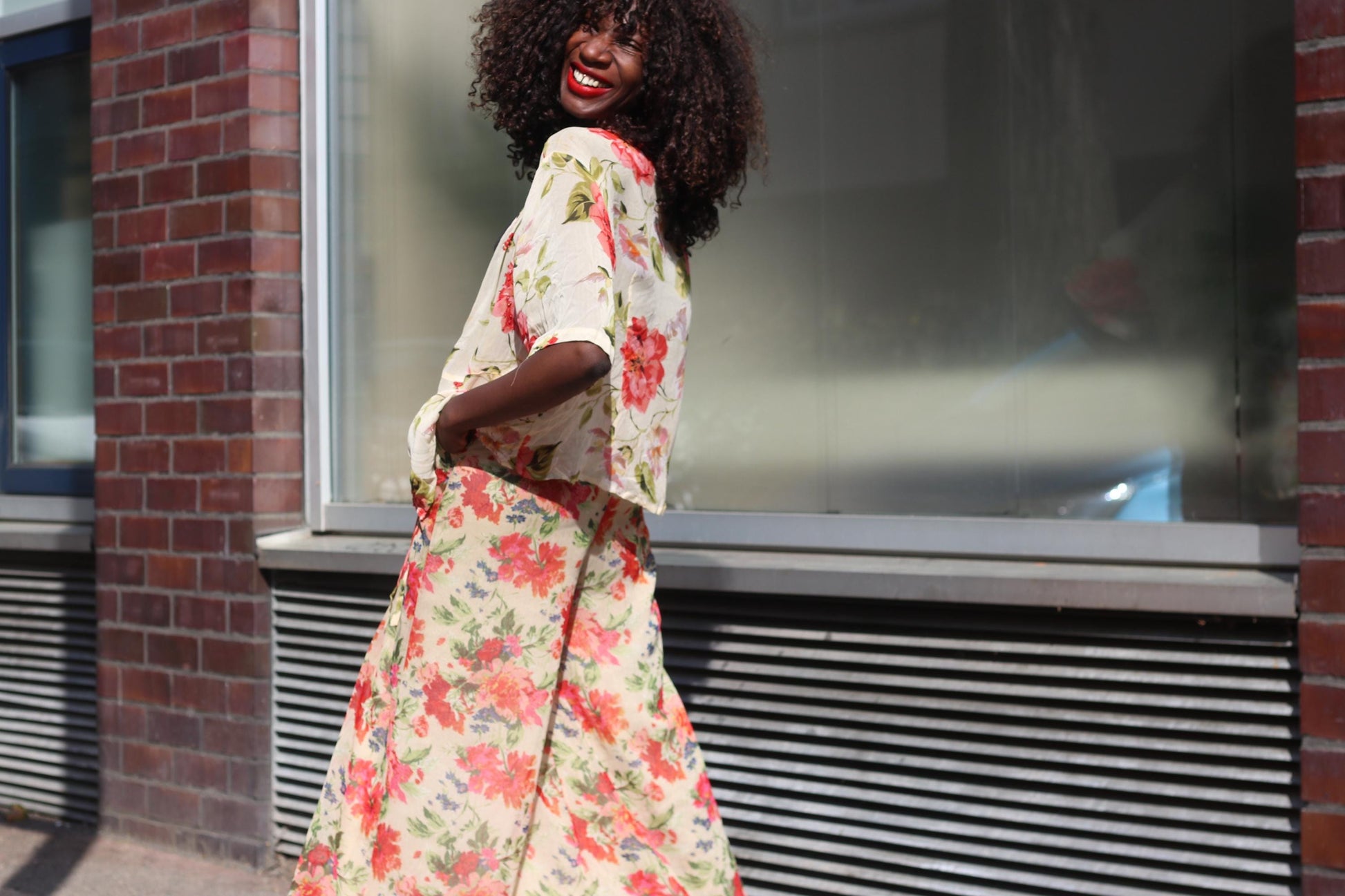 Vintage Floral Wrap Top| 90s Rose Print Sheer Blouse Cream Red Short Sleeve
