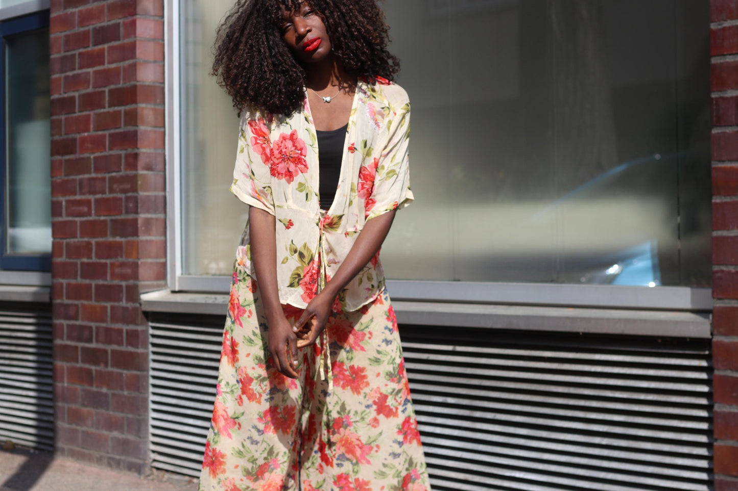 Vintage Floral Wrap Top| 90s Rose Print Sheer Blouse Cream Red Short Sleeve