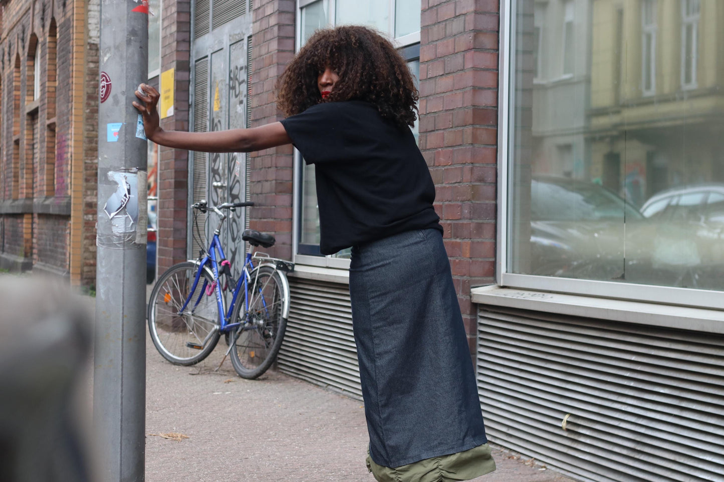 Y2k Denim Maxi Skirt| Avant Garde Cargo Pocket Long Skirt" Patchwork Utility Design XS