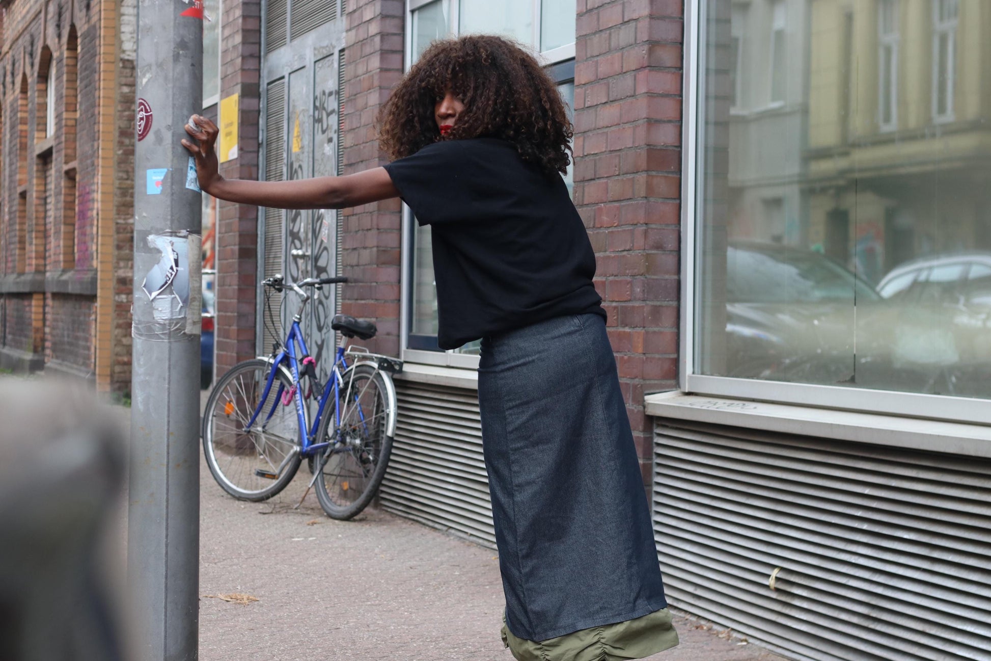 Y2k Denim Maxi Skirt| Avant Garde Cargo Pocket Long Skirt" Patchwork Utility Design XS