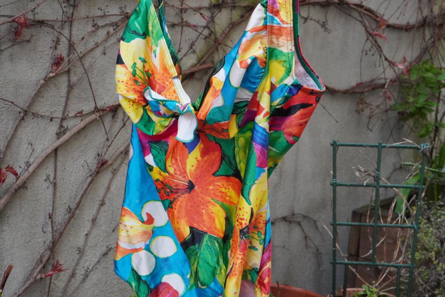 Vintage 90s Tropical Floral Swimsuit High Leg One Piece Germany Size 44 Cup B