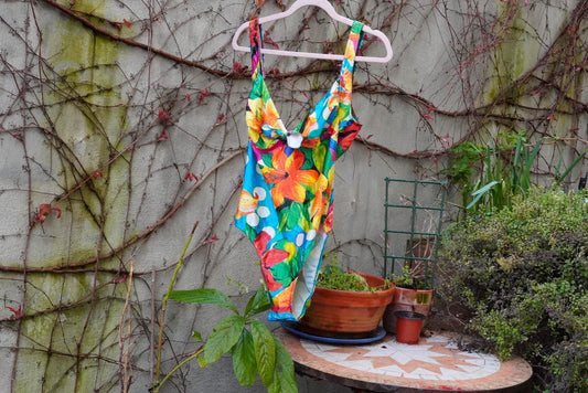 Vintage 90s Tropical Floral Swimsuit High Leg One Piece Germany Size 44 Cup B