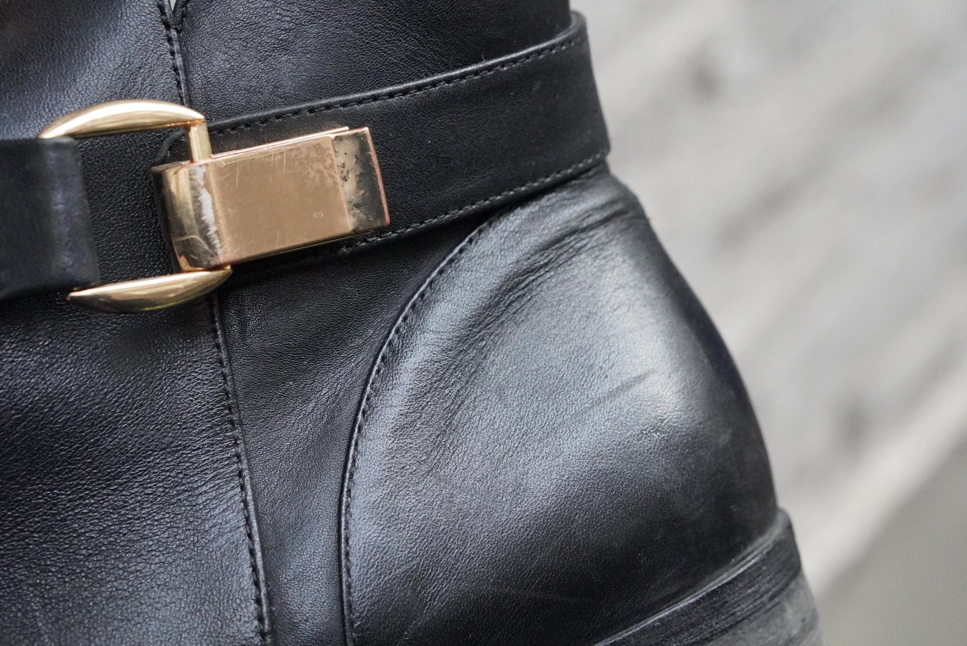 Vintage Buffalo London Black Leather Ankle Boots Buckle Detail Size 40 Minimalist
