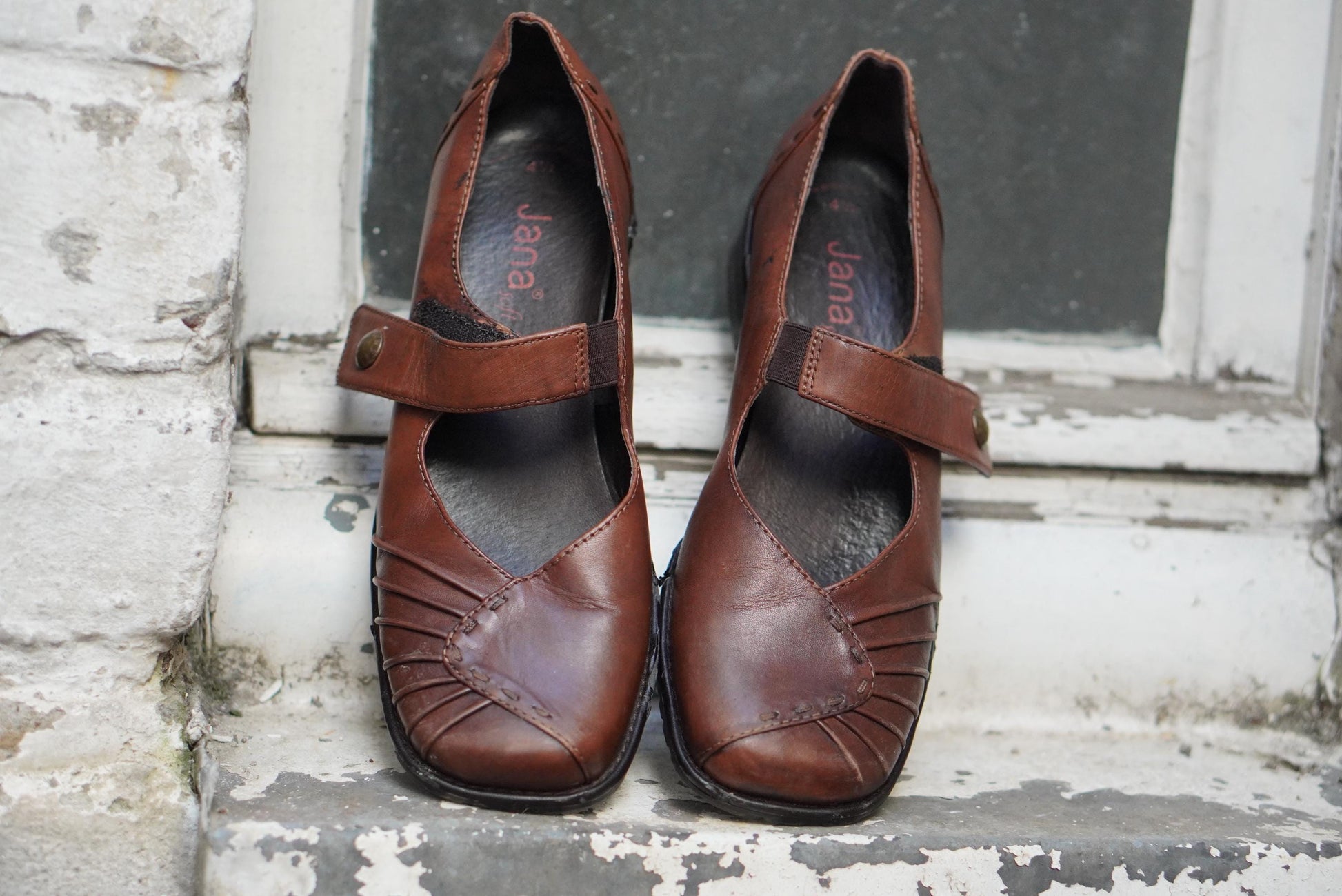 Vintage Brown Leather Mary Janes Pleated Square Toe Low Heel Pumps Comfort Shoes