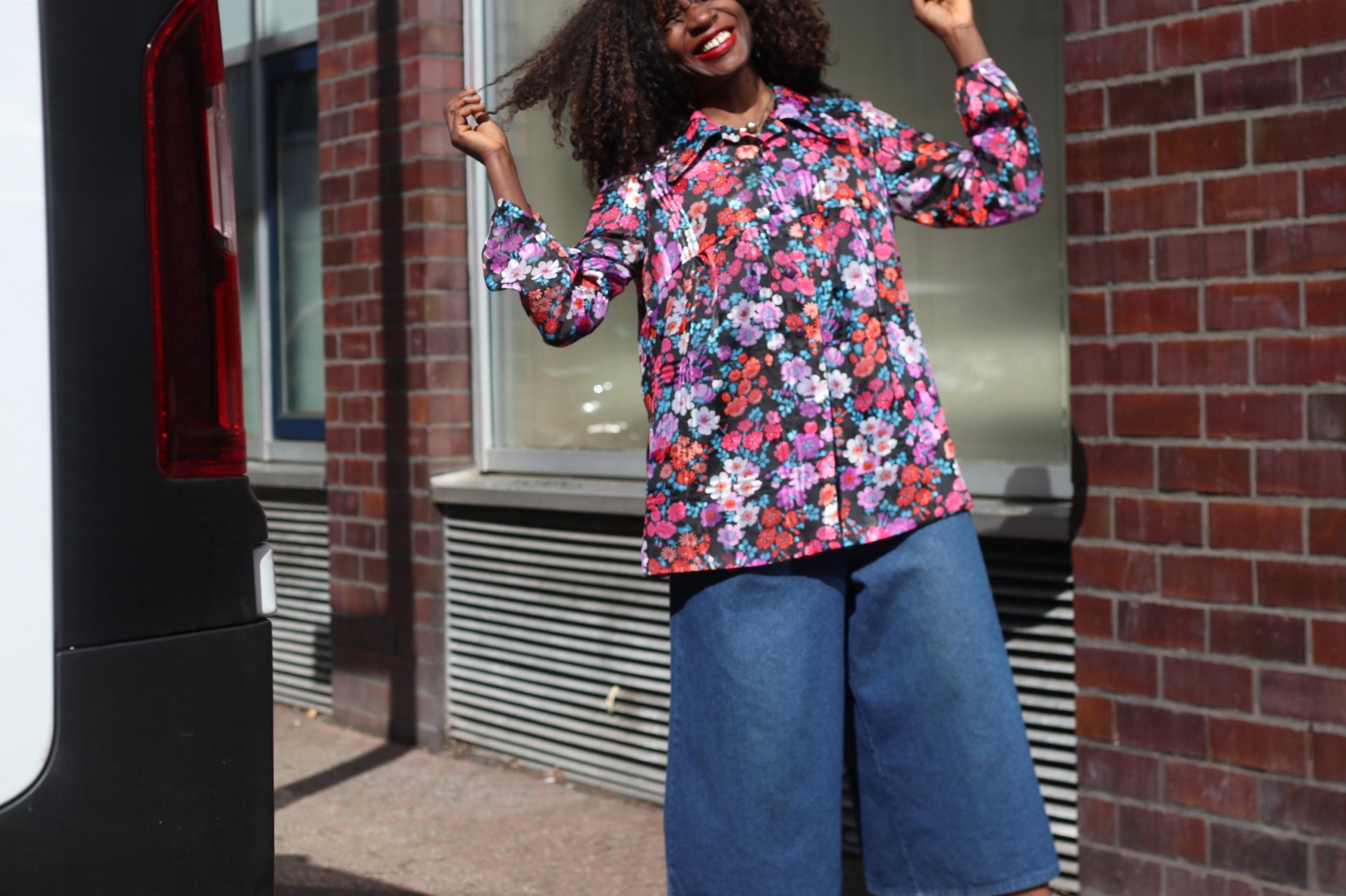 Vintage 70s Floral Blouse Long Sleeve Dagger Collar Retro Print Shirt Top S M