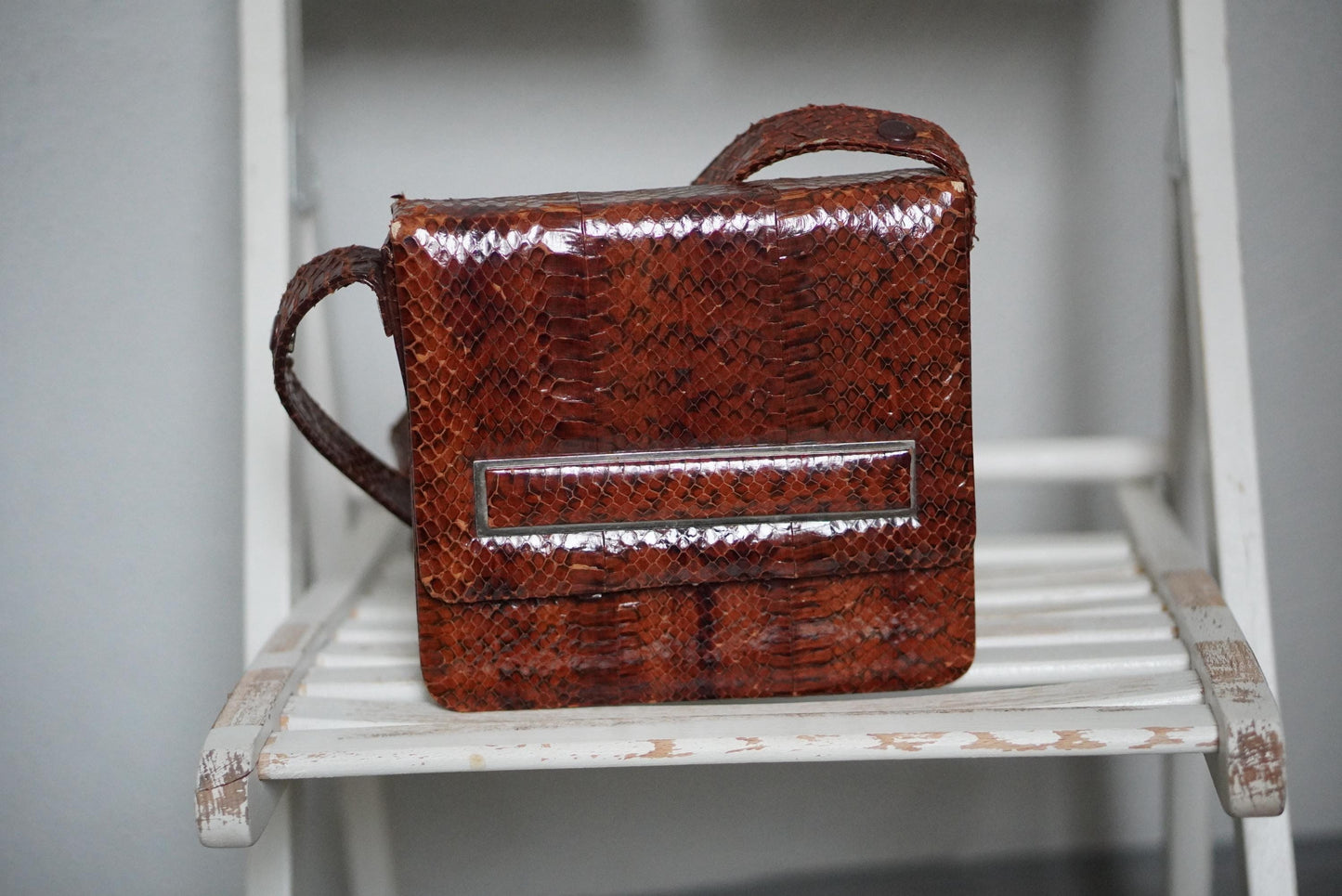 Faux Snakeskin Leather handbag| Vintage Brown Compact Shoulder bag | 70s Mini Leo Print Bag