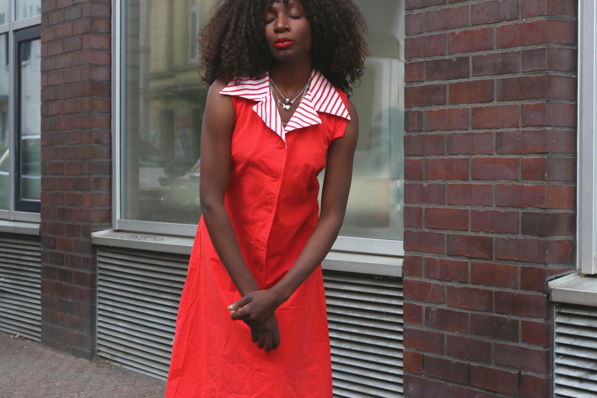 Vintage Red Shift Dress Striped Disco Collar Sleeveless Mod 60s Style Midi