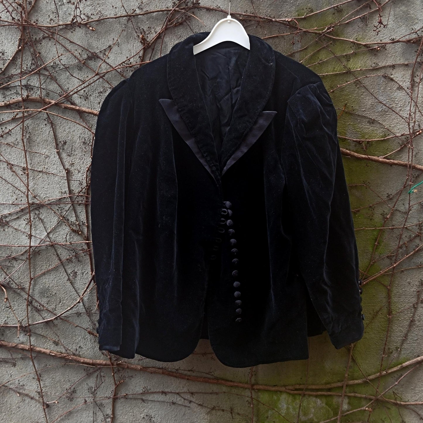 Vintage Black Velvet Jacket Puff Shoulder 1940s Style Evening Blazer Loop Button