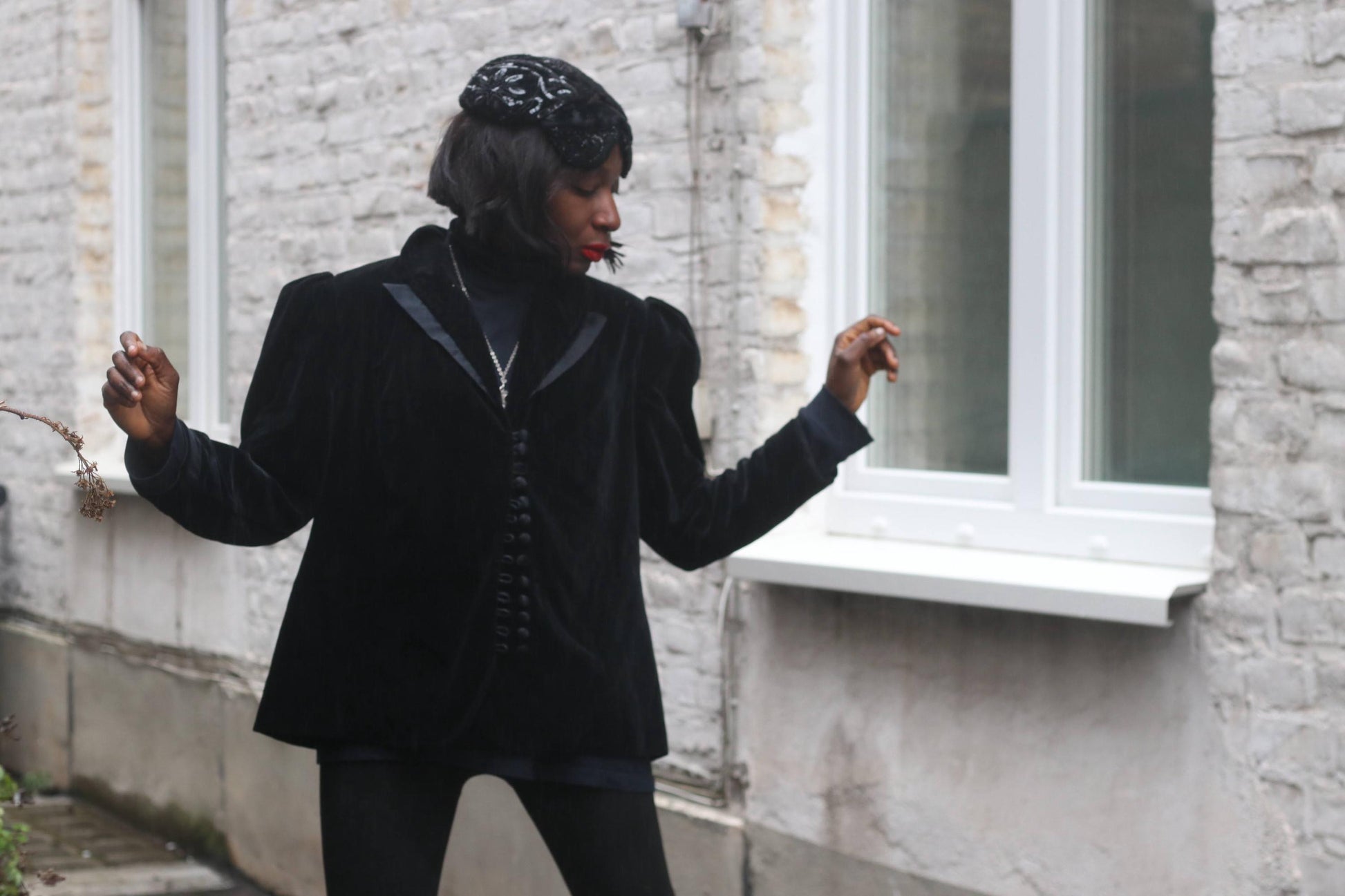 Vintage Black Velvet Jacket Puff Shoulder 1940s Style Evening Blazer Loop Button