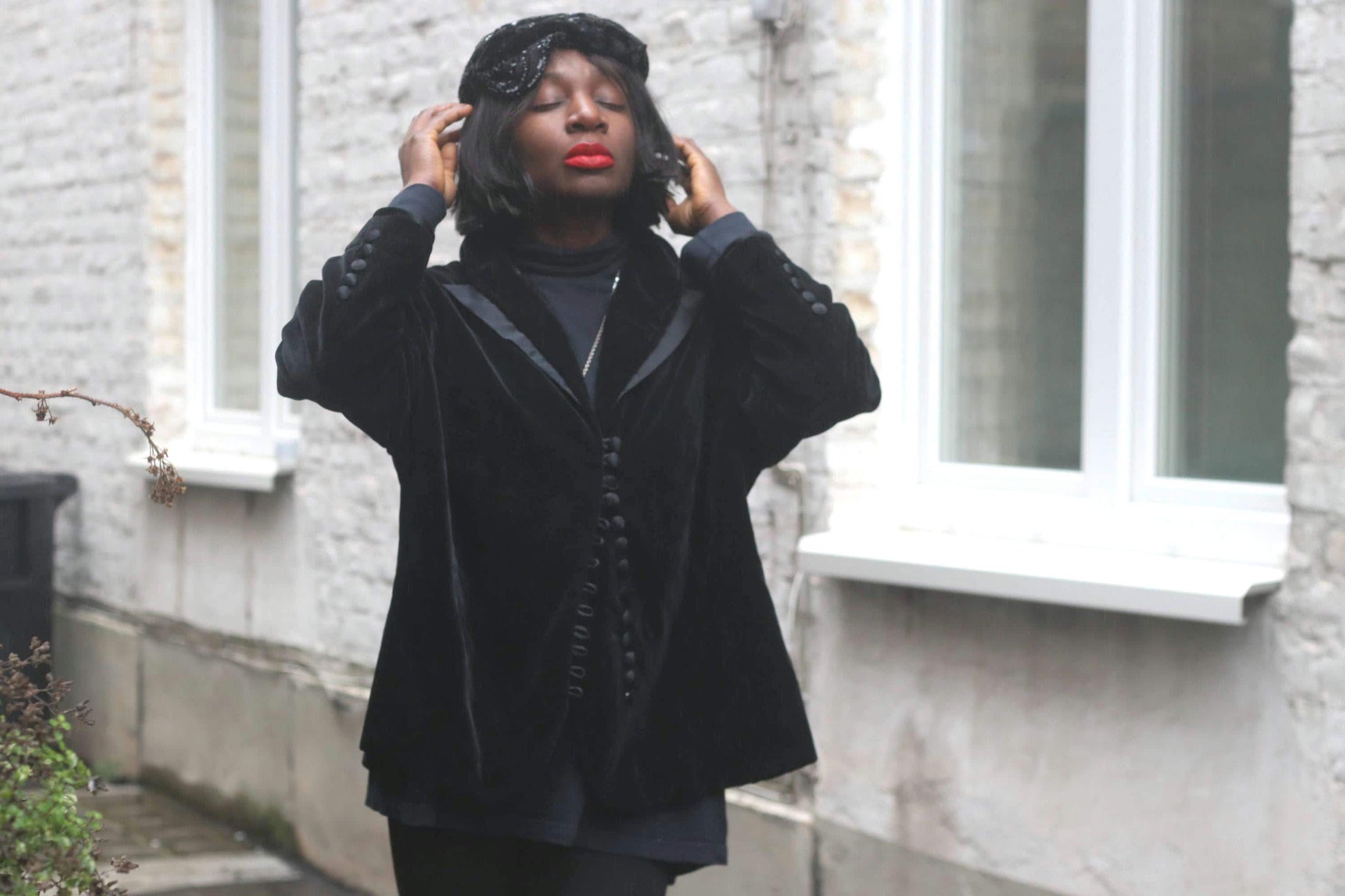 Vintage Black Velvet Jacket Puff Shoulder 1940s Style Evening Blazer Loop Button