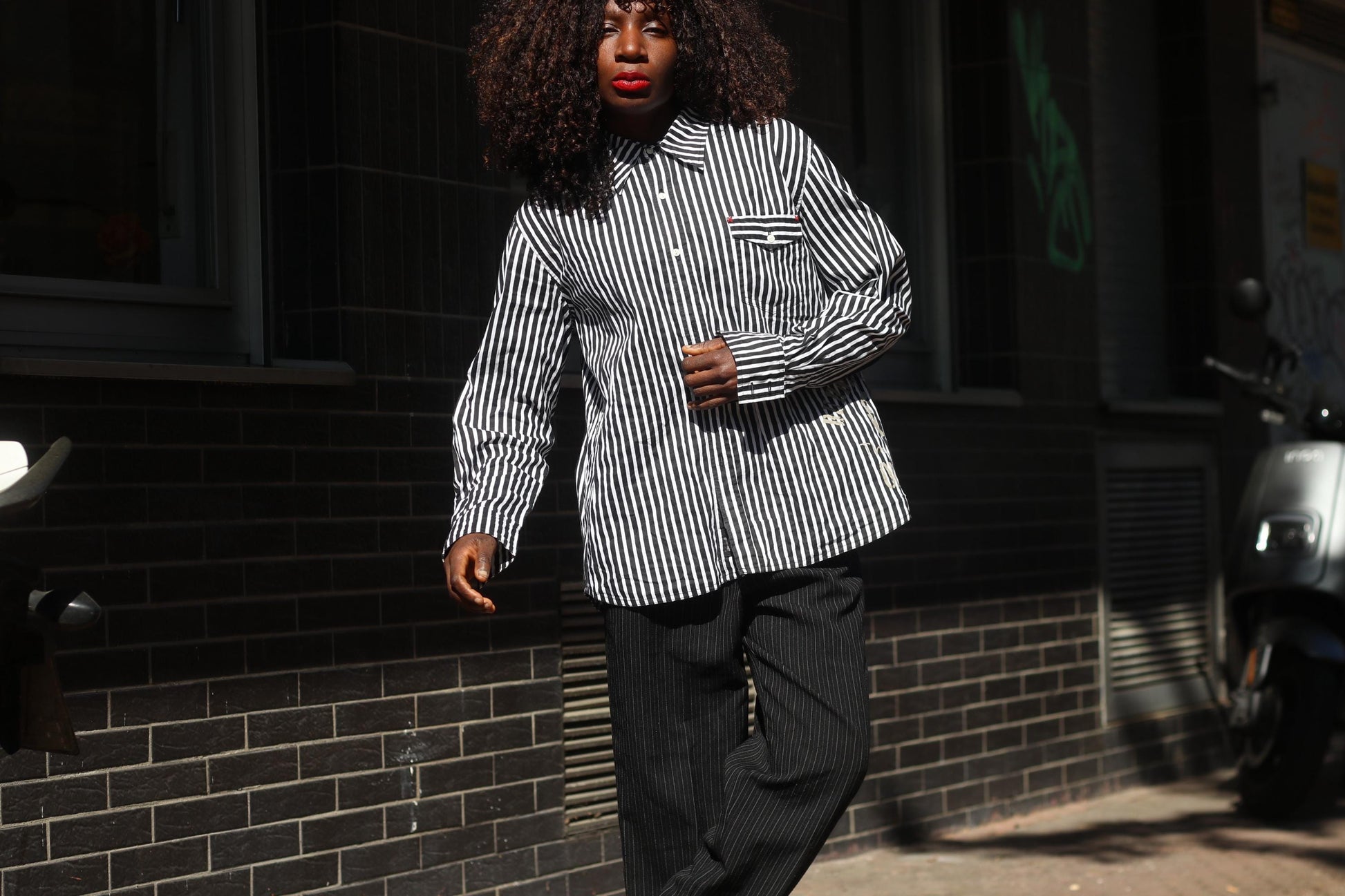 Vintage Striped Shirt Graphic Print Button Down Oversized 90s Streetwear Blouse