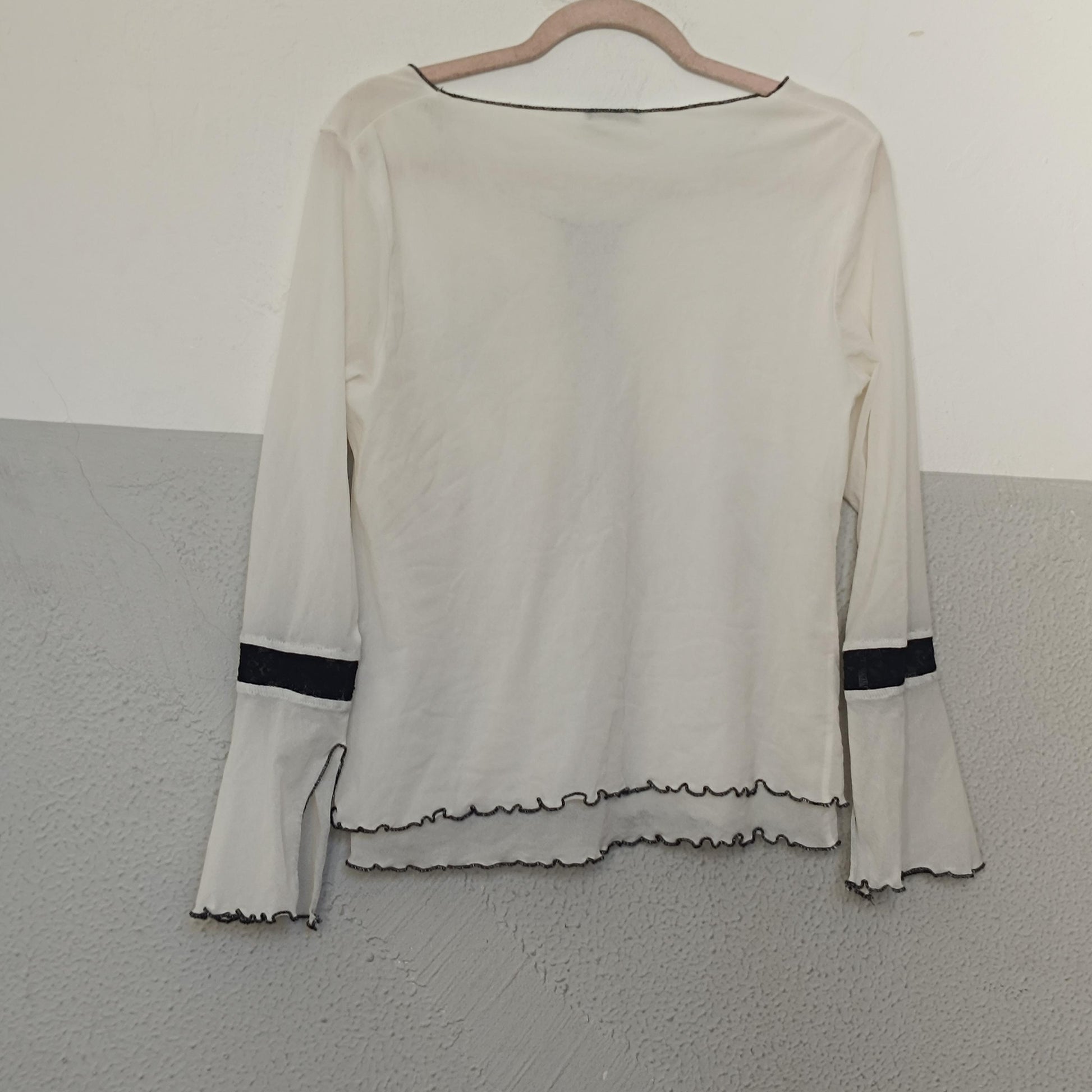 Y2K Monari Floral Embroidery Top Bell Sleeve Mesh Detail Lettuce Trim Vintage 00s