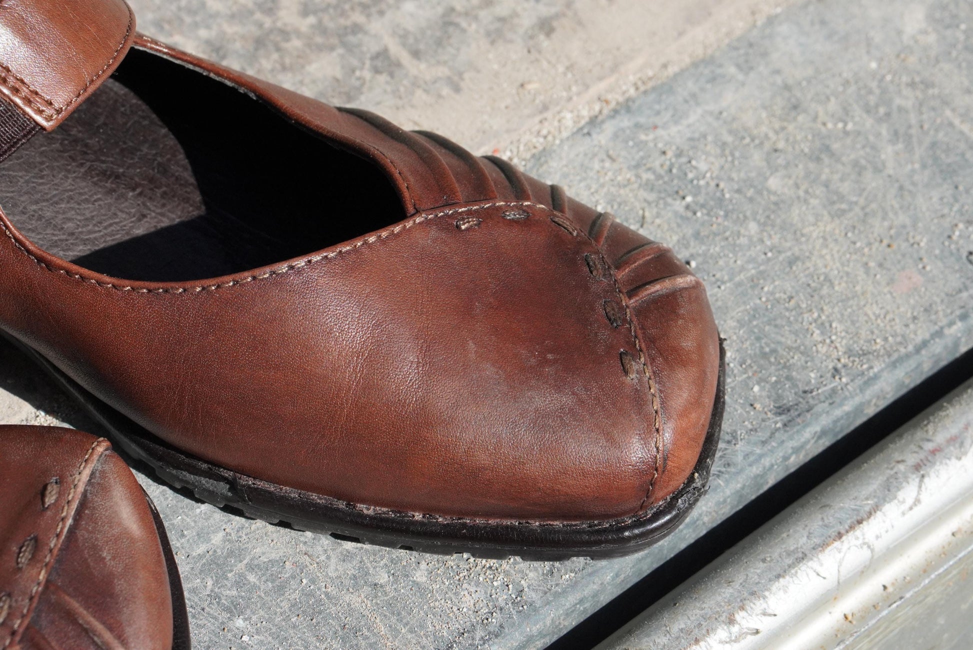 Vintage Brown Leather Mary Janes Pleated Square Toe Low Heel Pumps Comfort Shoes