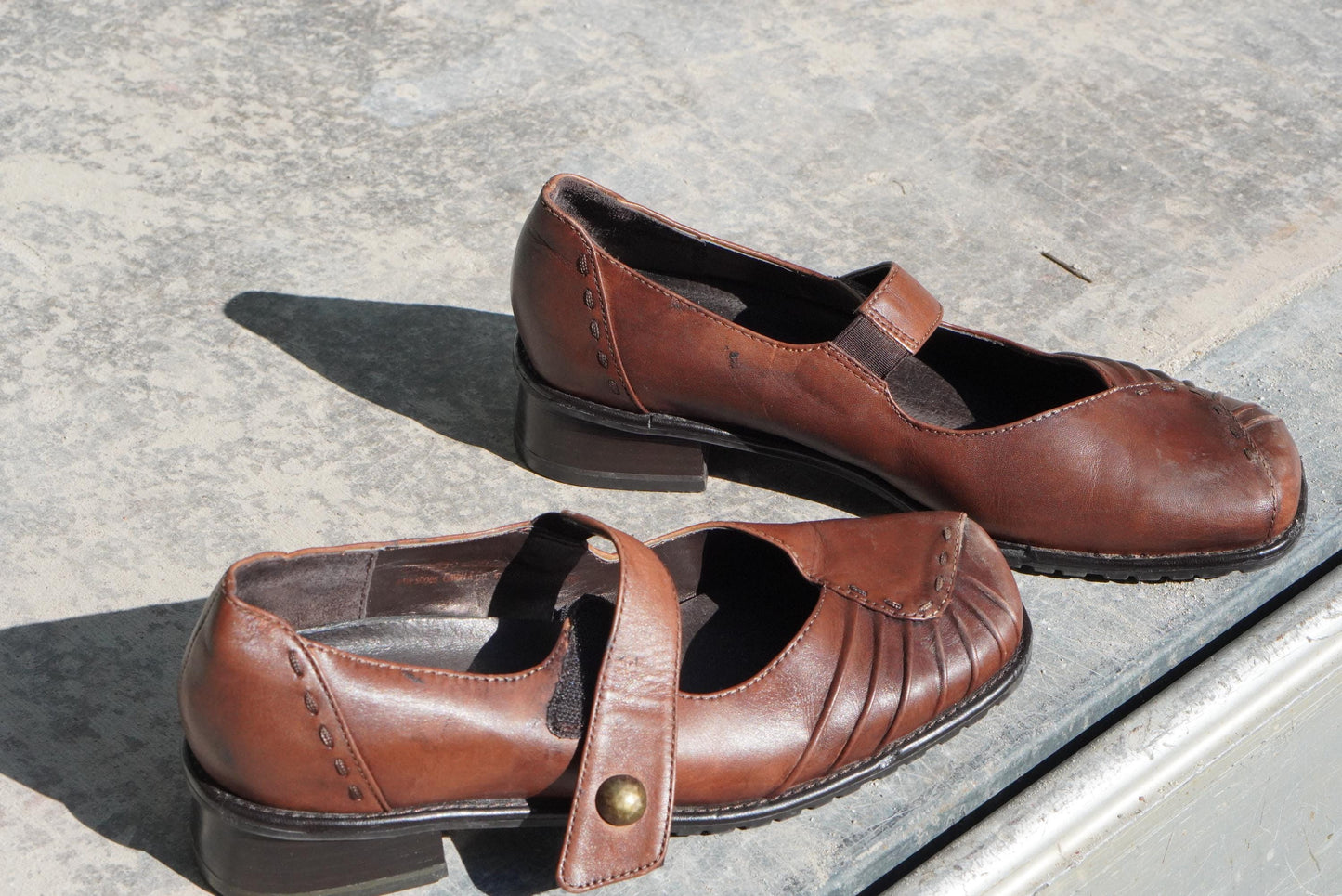 Vintage Brown Leather Mary Janes Pleated Square Toe Low Heel Pumps Comfort Shoes