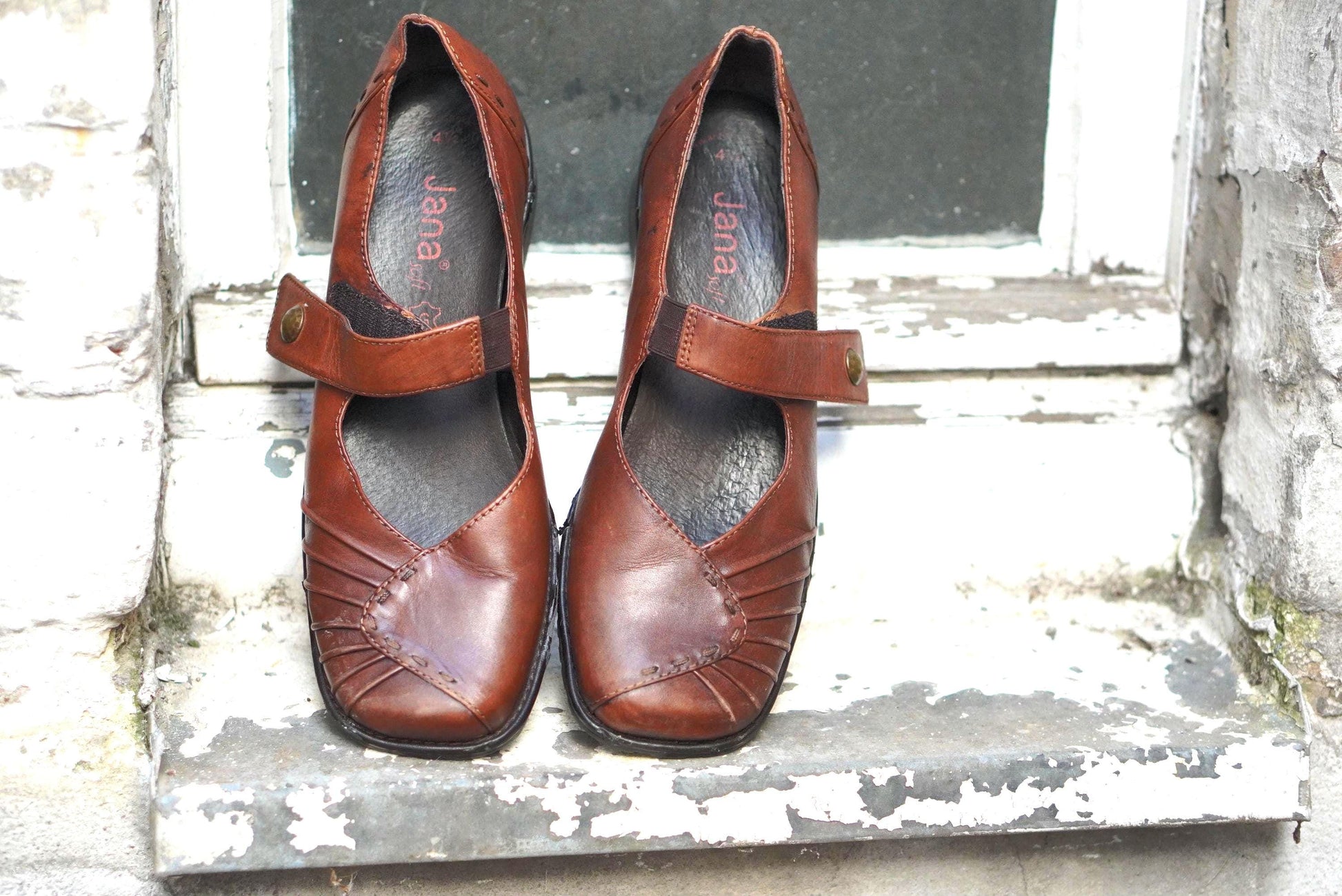 Vintage Brown Leather Mary Janes Pleated Square Toe Low Heel Pumps Comfort Shoes