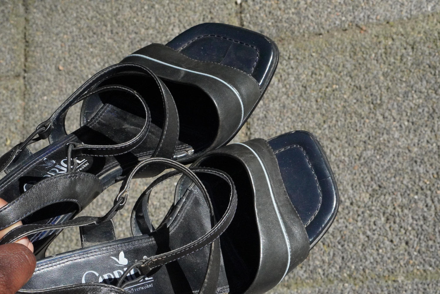 Caprice Vintage 90s Black Leather Sandals Square Toe Block Heel Strappy Mules 5