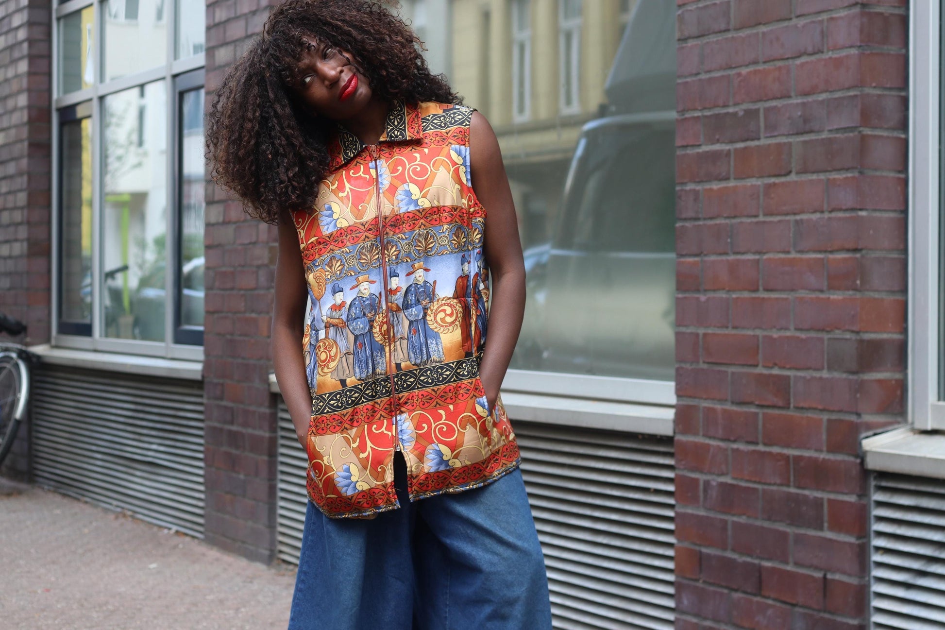 Vintage Padded Vest Chinoiserie Print Quilted Gilet Boho Waistcoat Asian Art M L