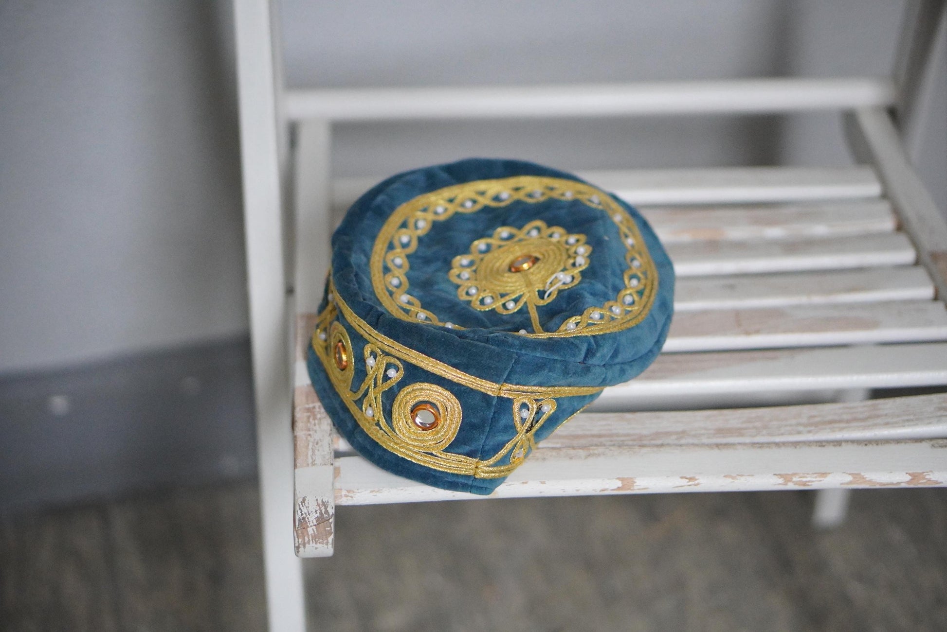 Vintage Embroidered Pillbox Hat Teal Velvet Gold Boho Festival Headpiece Ethnic