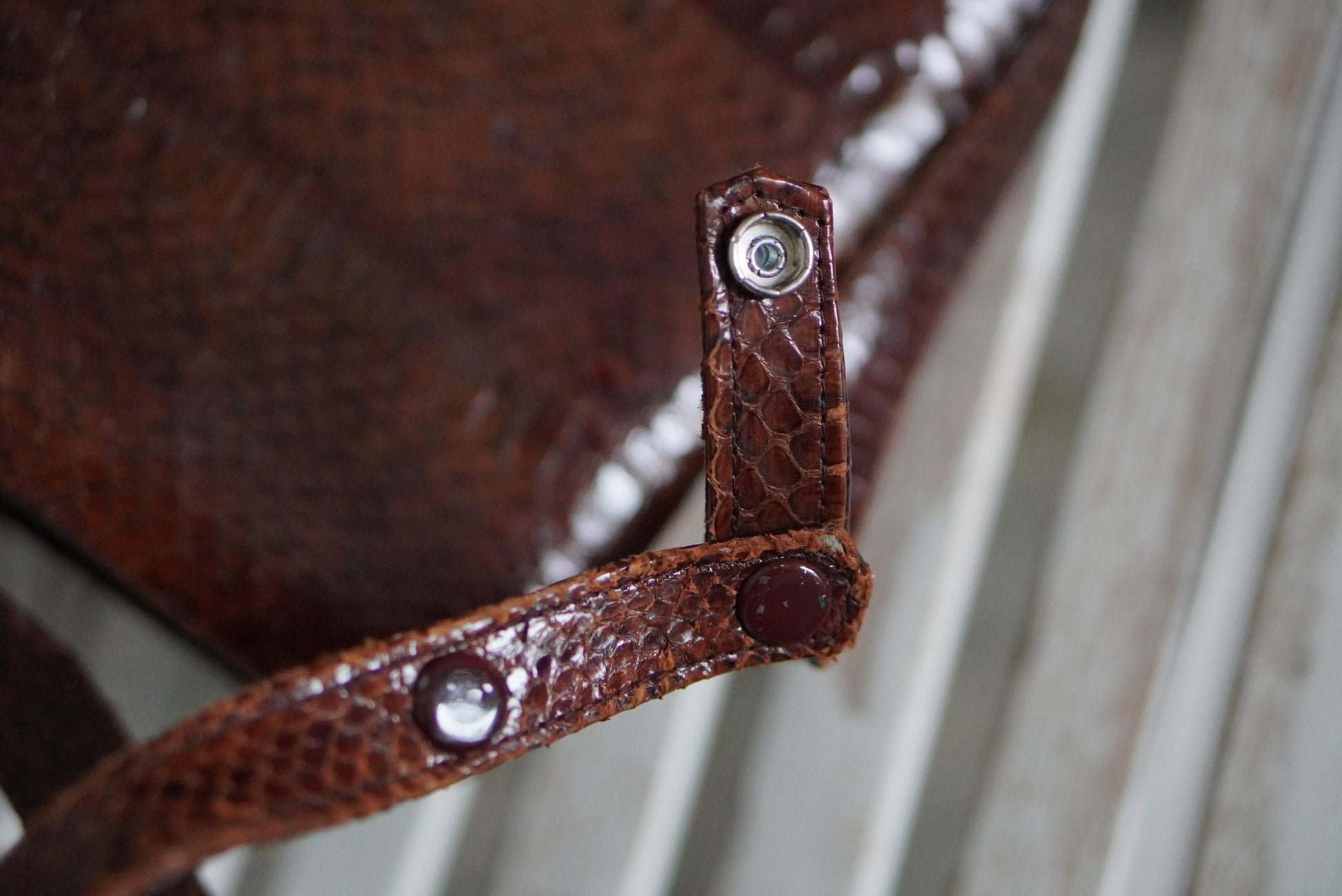 Faux Snakeskin Leather handbag| Vintage Brown Compact Shoulder bag | 70s Mini Leo Print Bag