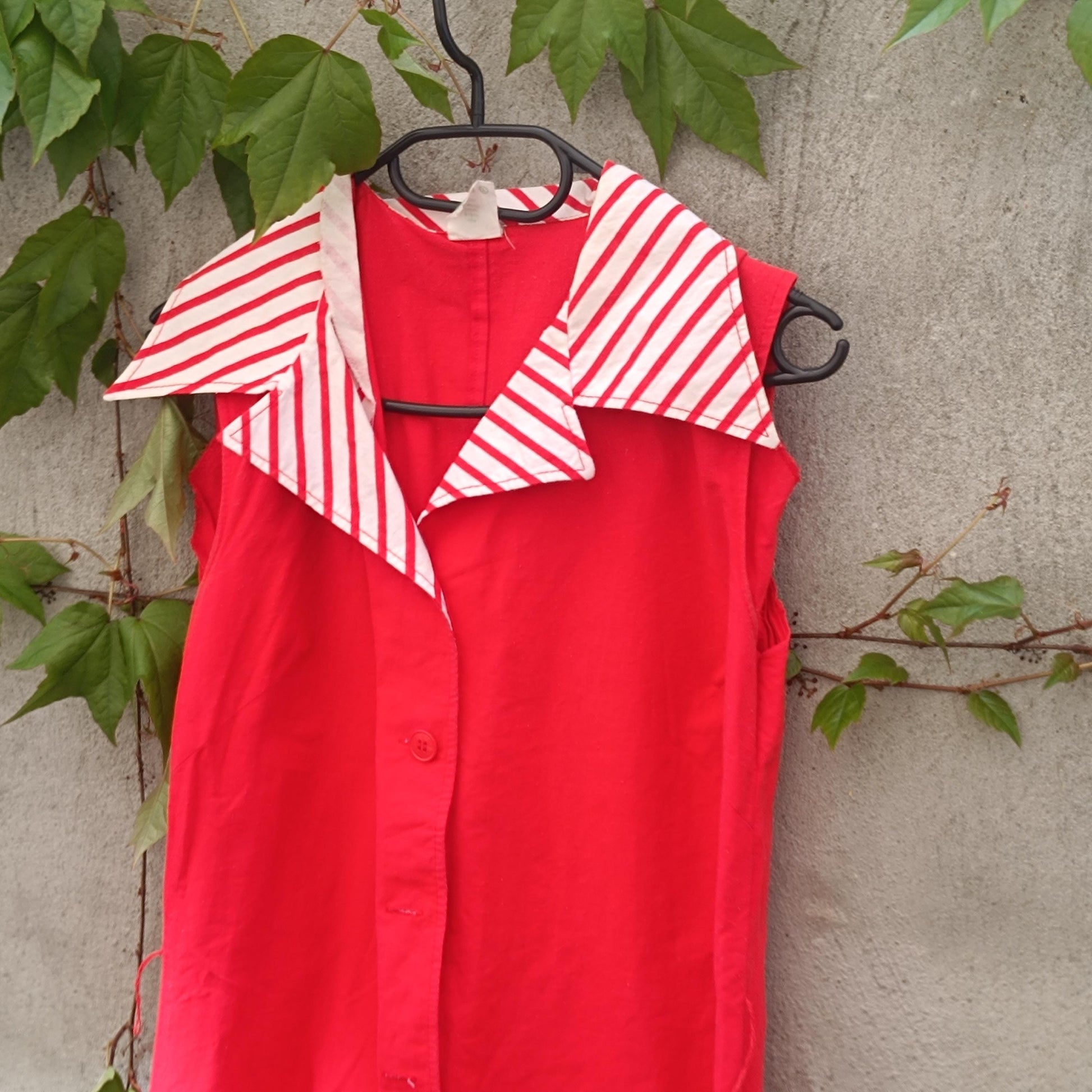 Vintage Red Shift Dress Striped Disco Collar Sleeveless Mod 60s Style Midi