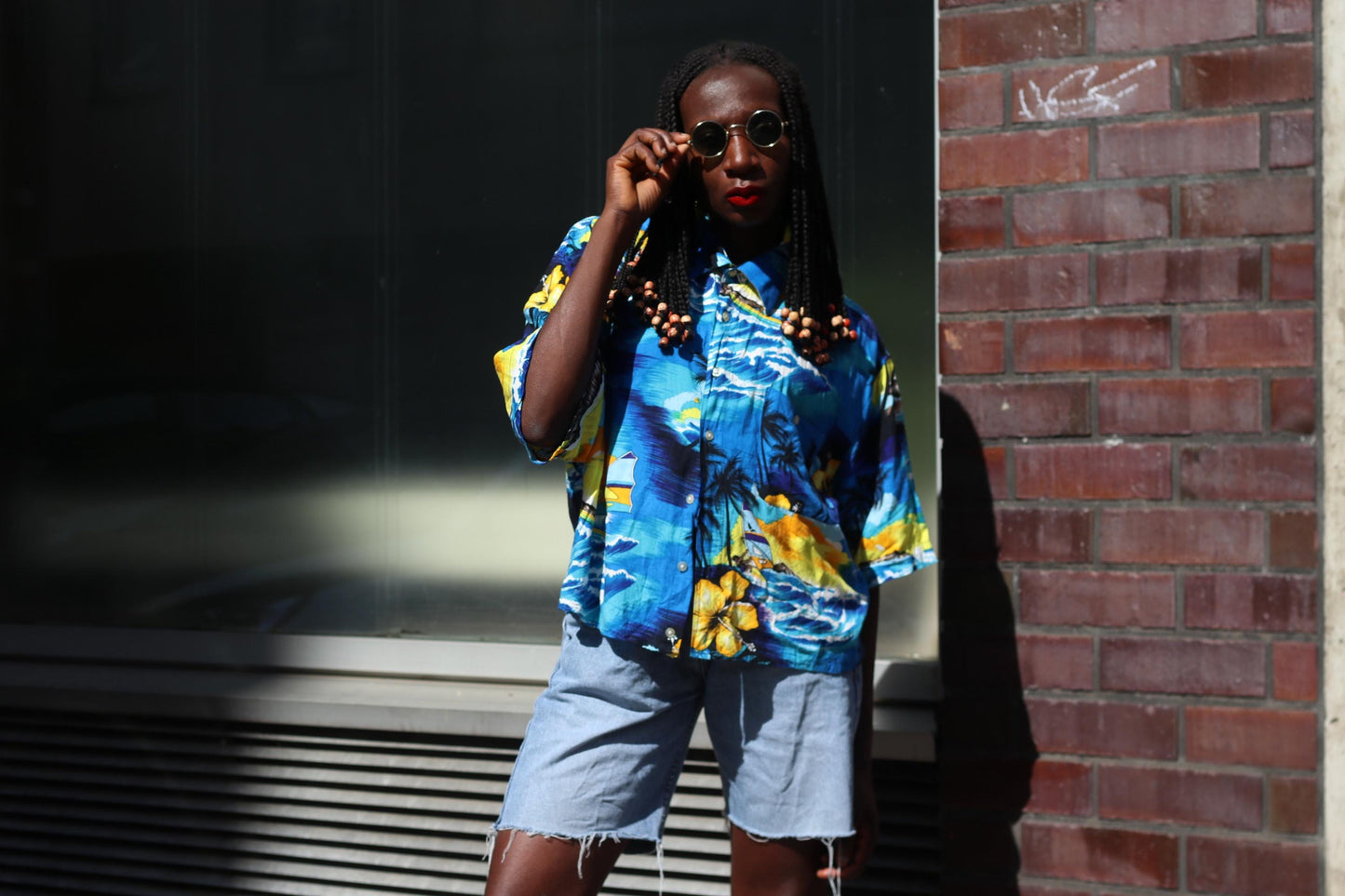 Vintage 90s Hawaiian Shirt Blue Tropical Beach Print Oversized Surf Shirt