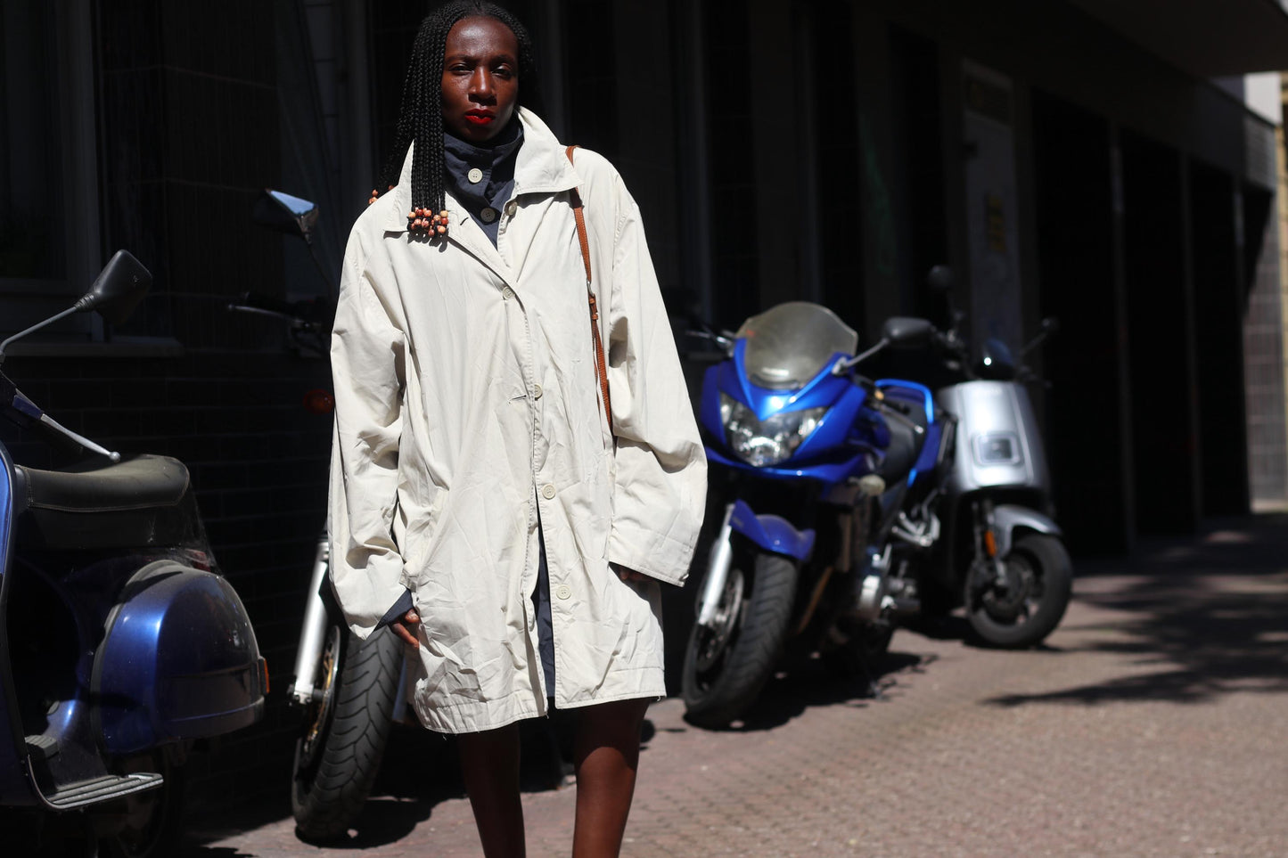 Vintage 1980s Trench Coat Oversized Cream Long Raincoat Light Utility Jacket M L