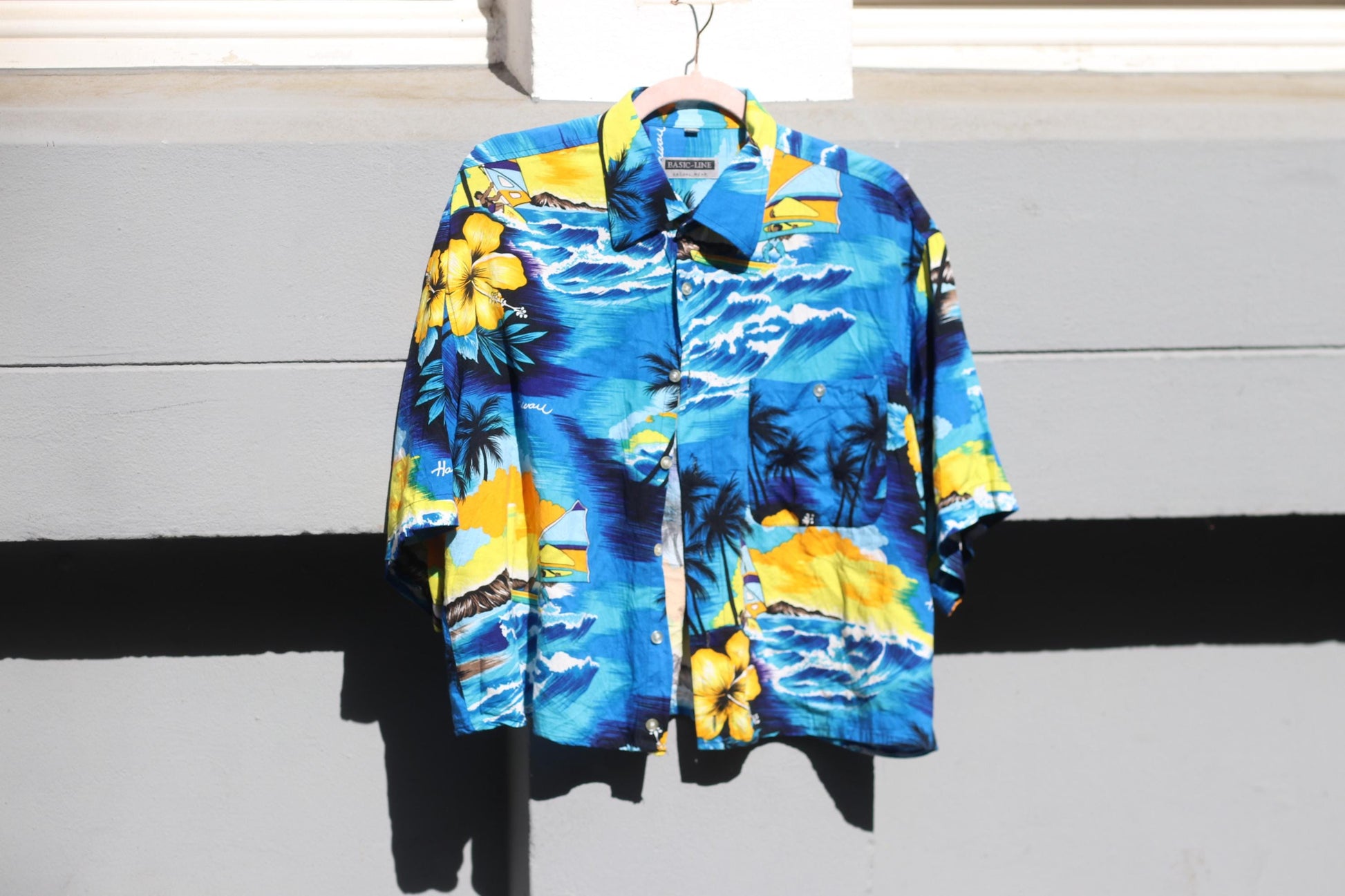 Vintage 90s Hawaiian Shirt Blue Tropical Beach Print Oversized Surf Shirt