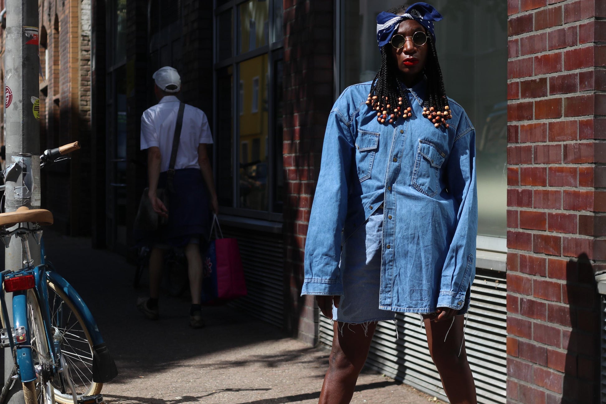 Vintage 80s Denim Shirt Oversized Blue Jean Jacket Long Sleeve Streetwear Medium