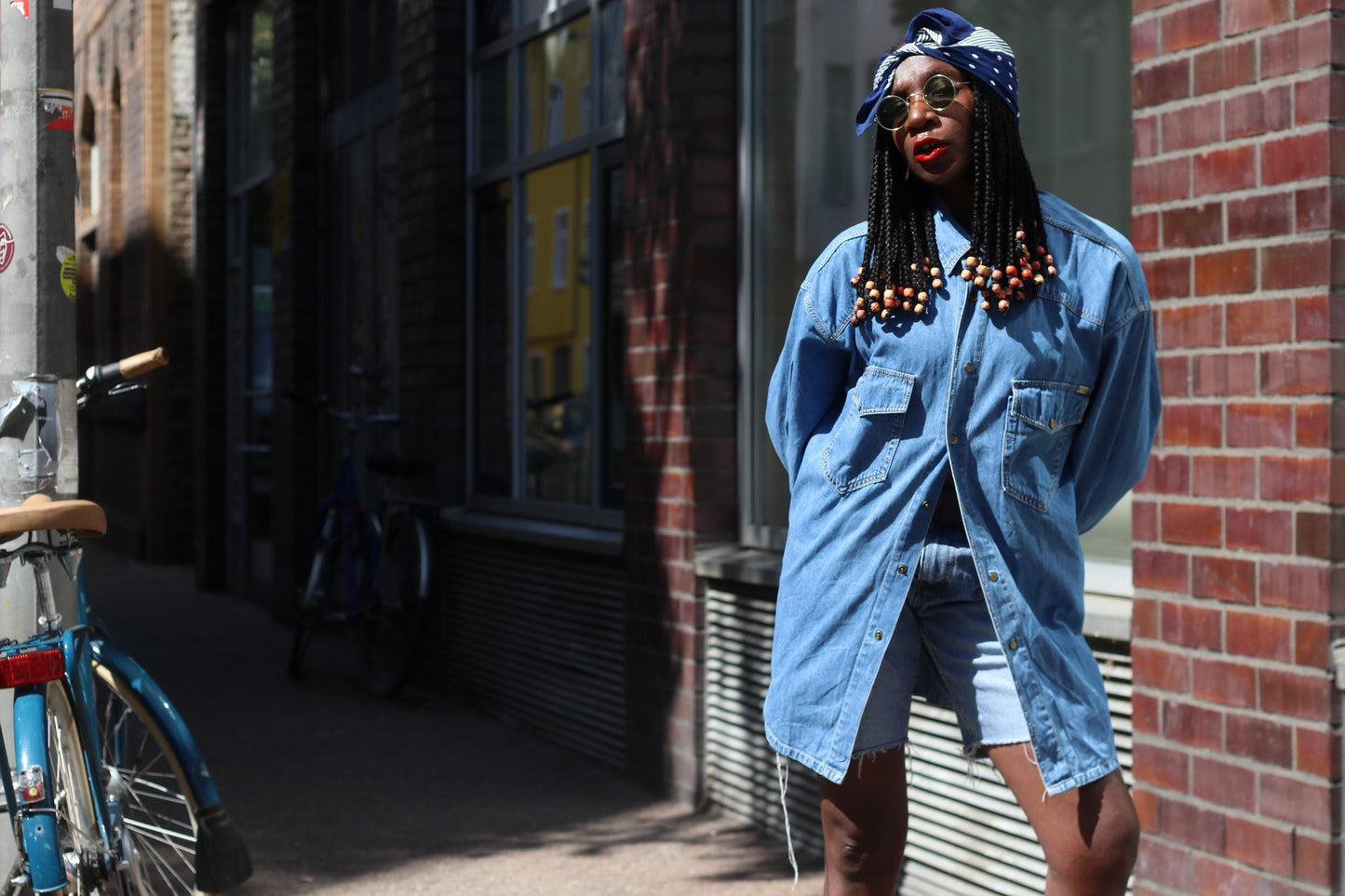 Vintage 80s Denim Shirt Oversized Blue Jean Jacket Long Sleeve Streetwear Medium